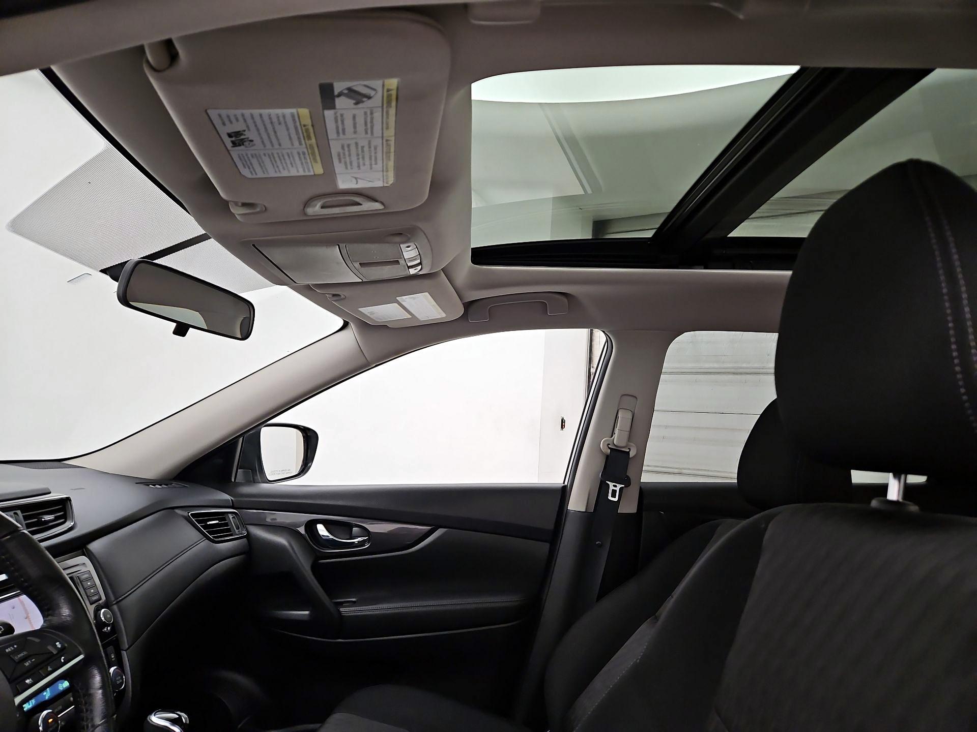 Thumbnail: 2018 Nissan Rogue - 20