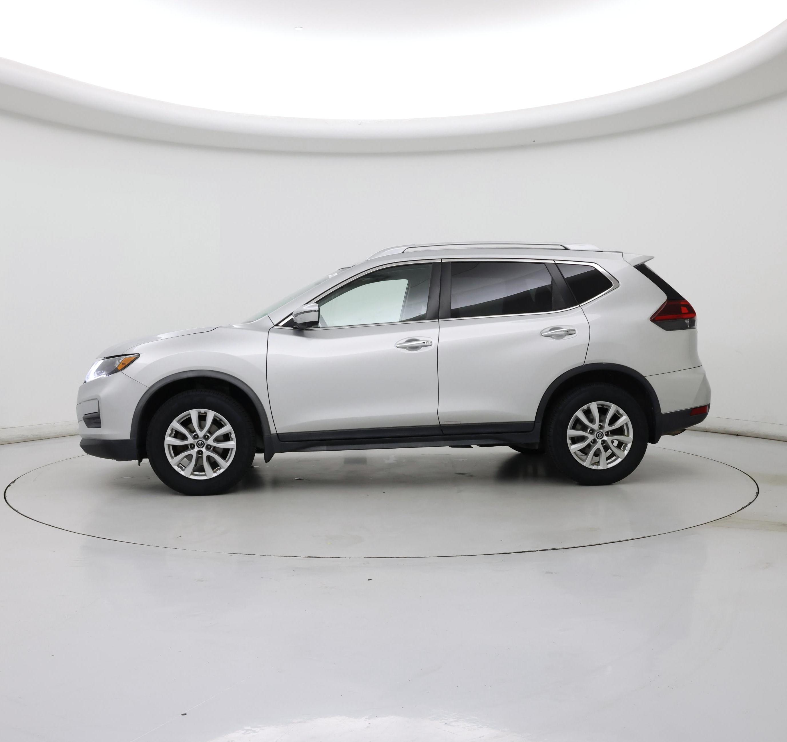 Thumbnail: 2018 Nissan Rogue - 3