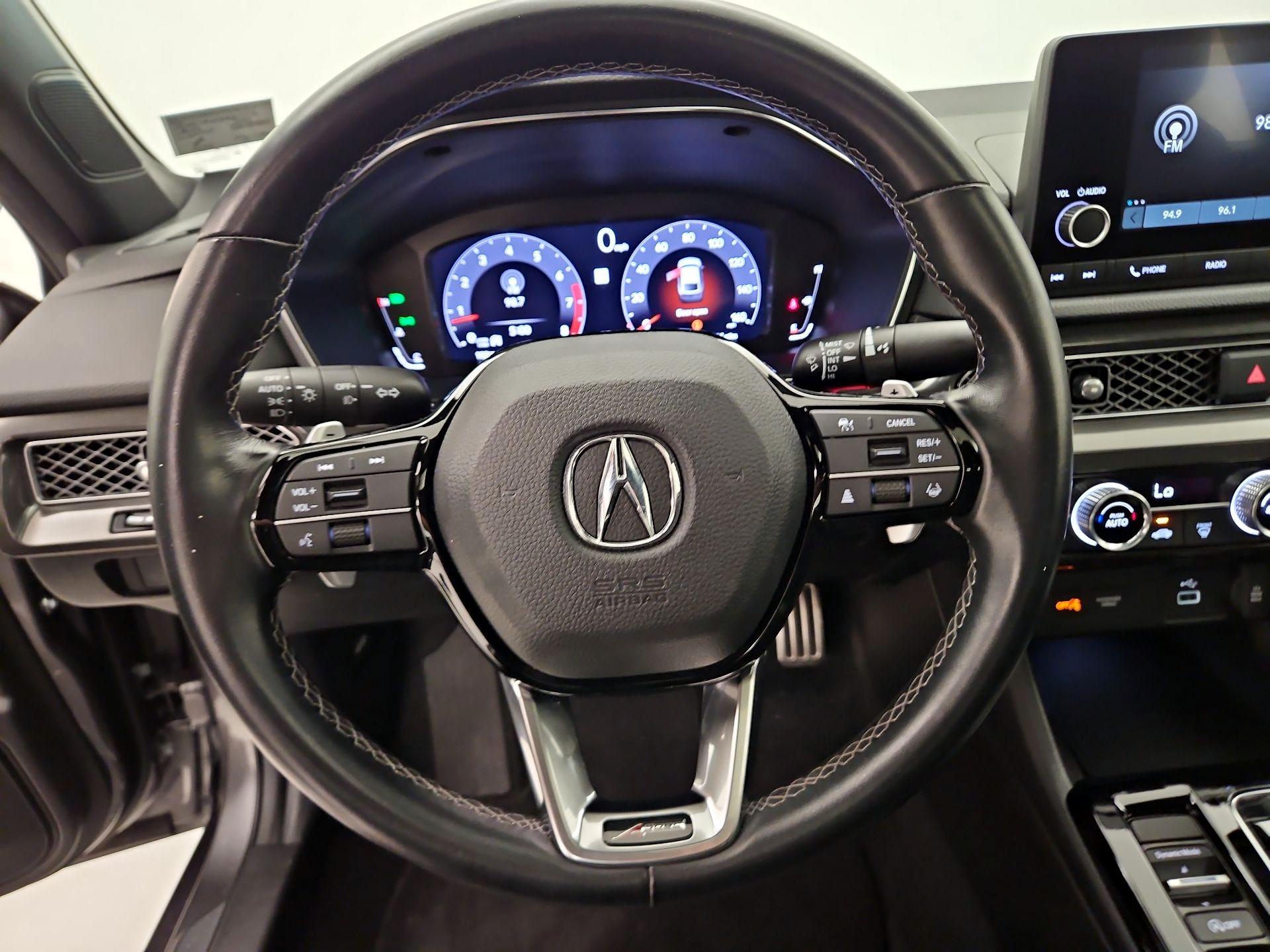 Thumbnail: 2023 Acura Integra - 10