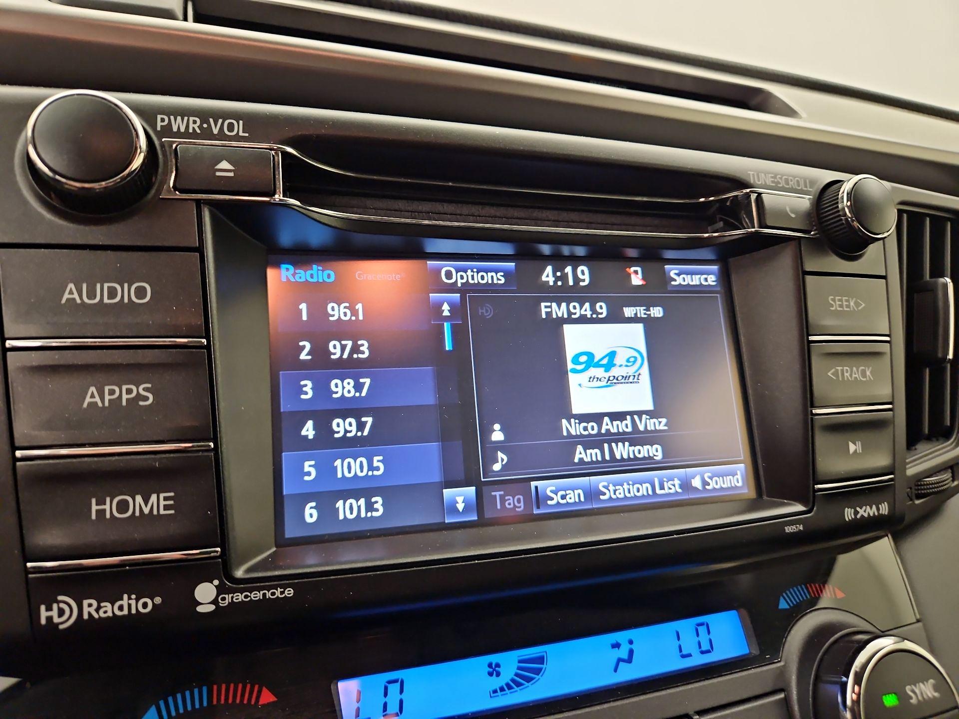 Thumbnail: 2017 Toyota RAV4 - 15