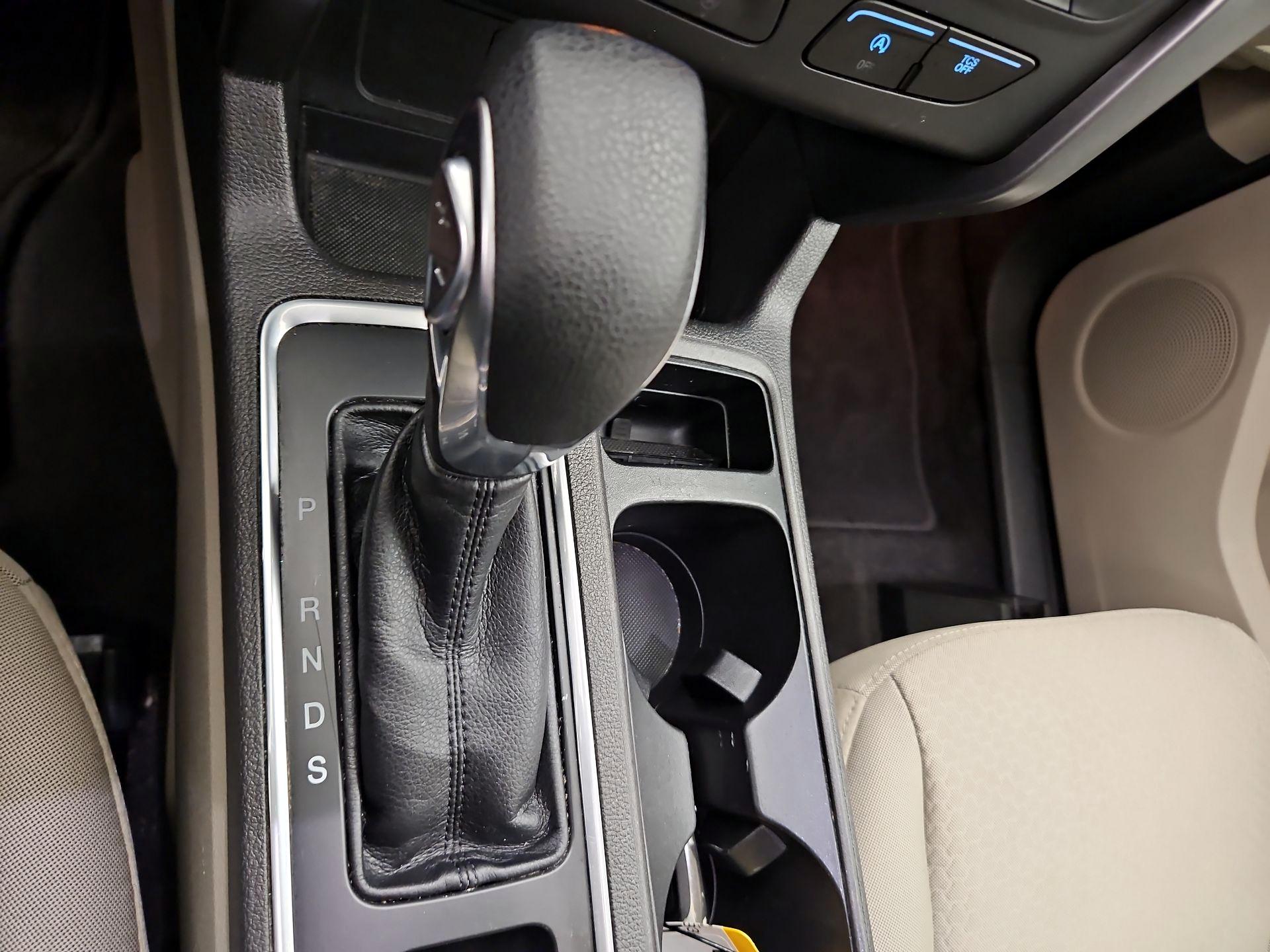 Thumbnail: 2019 Ford Escape - 17