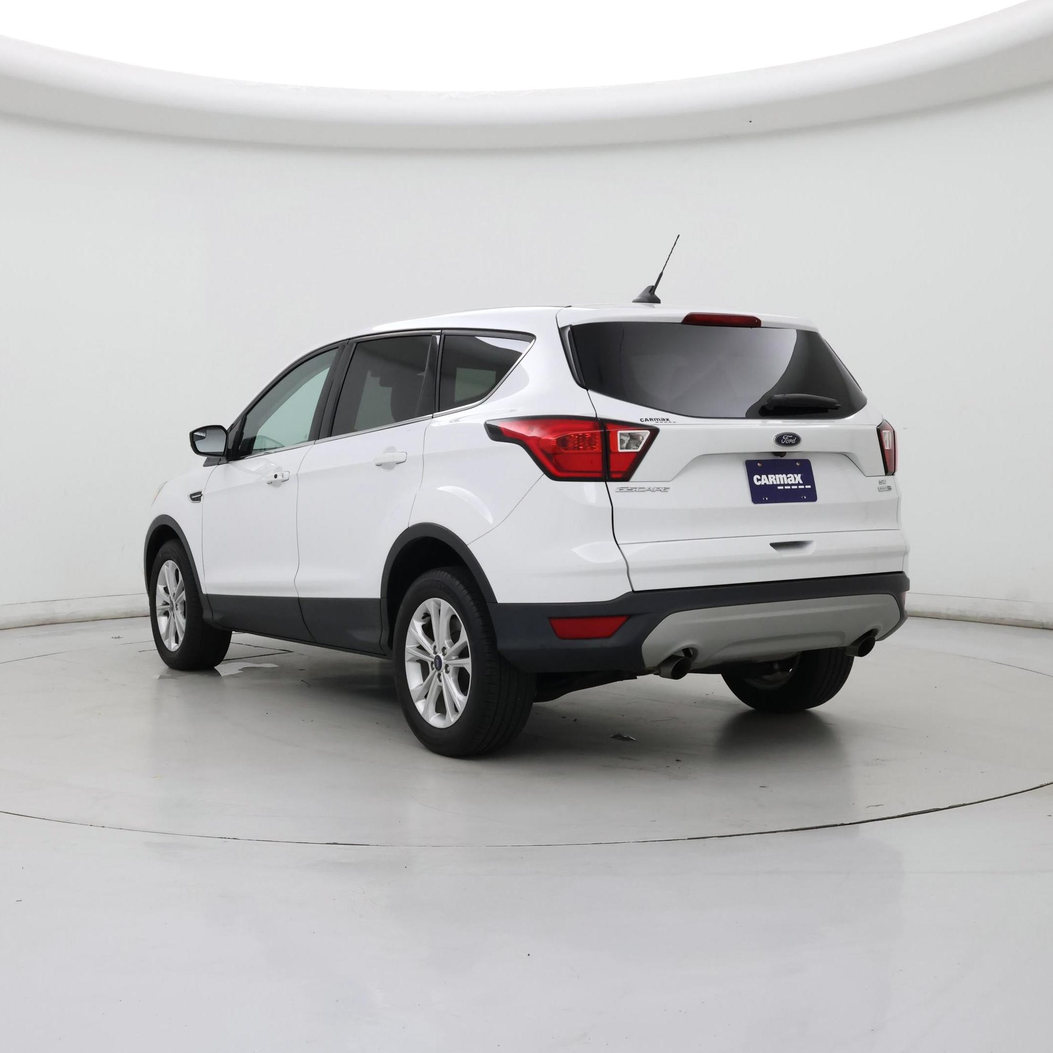 Thumbnail: 2019 Ford Escape - 2
