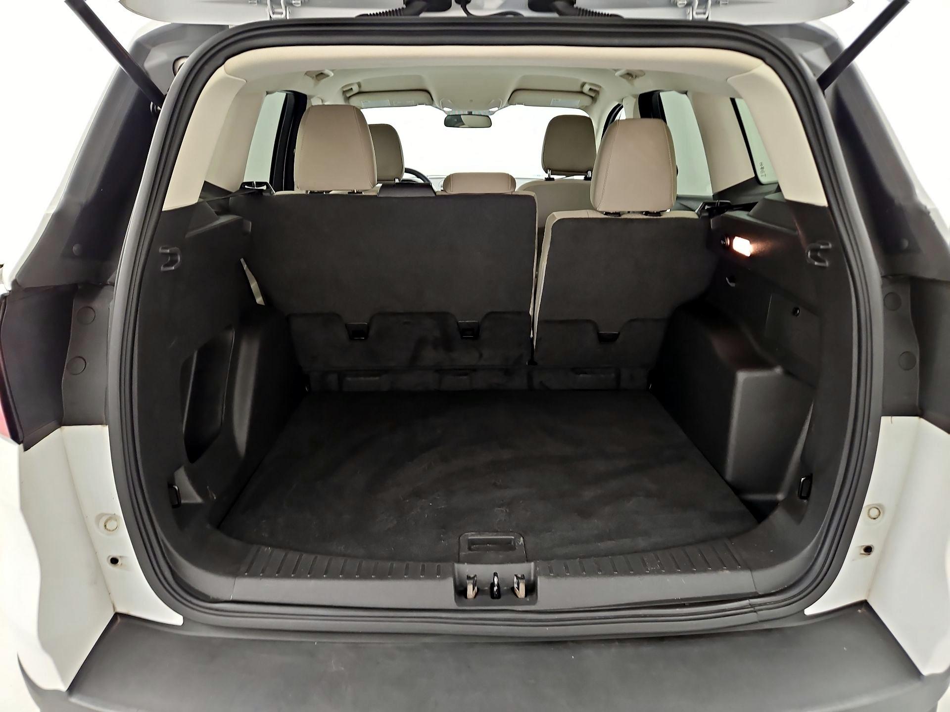 Thumbnail: 2019 Ford Escape - 20