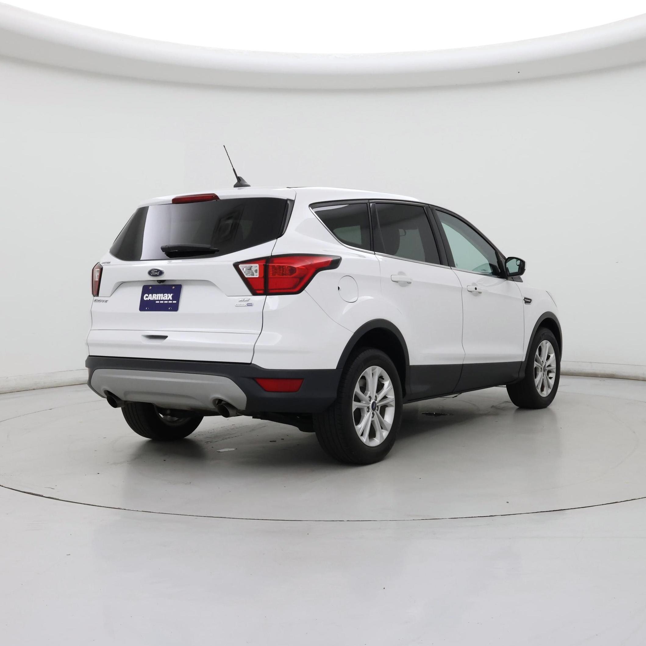 Thumbnail: 2019 Ford Escape - 8
