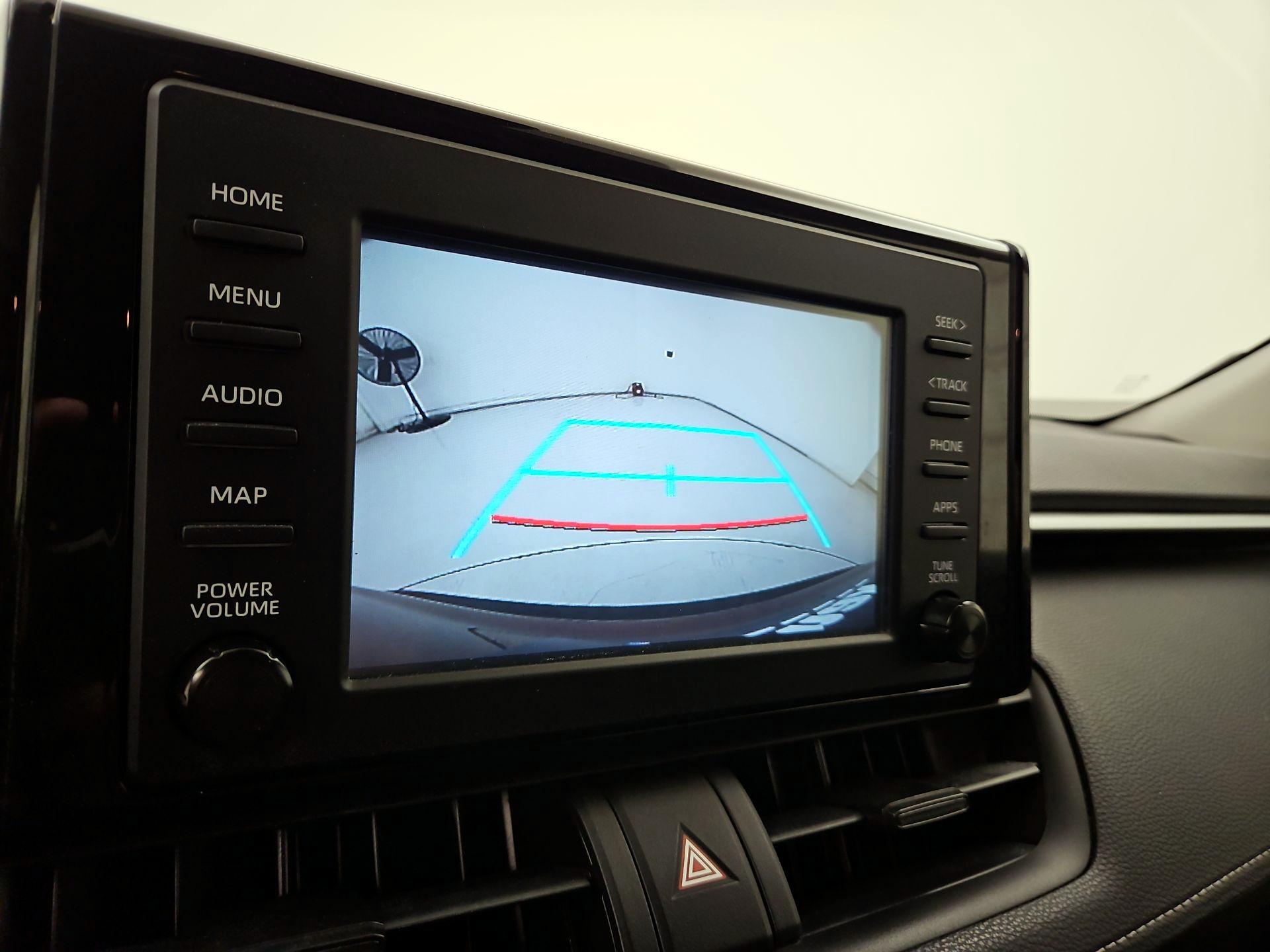Thumbnail: 2019 Toyota RAV4 - 15