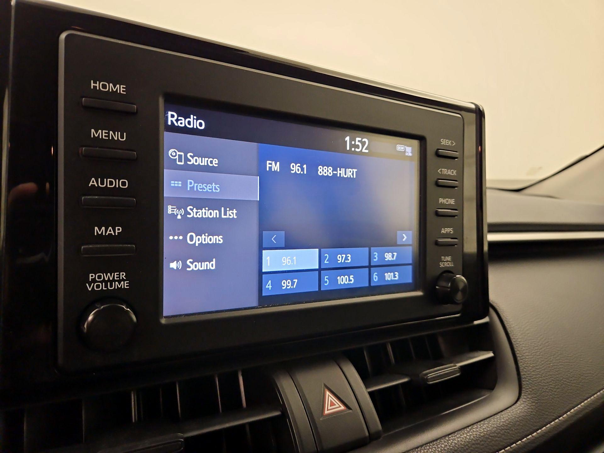 Thumbnail: 2019 Toyota RAV4 - 16