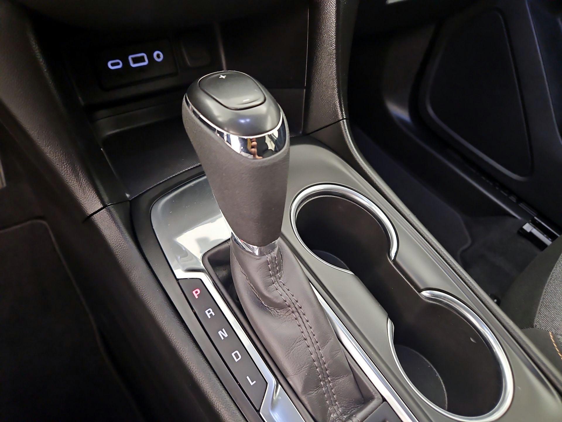 Thumbnail: 2020 Chevrolet Equinox - 17