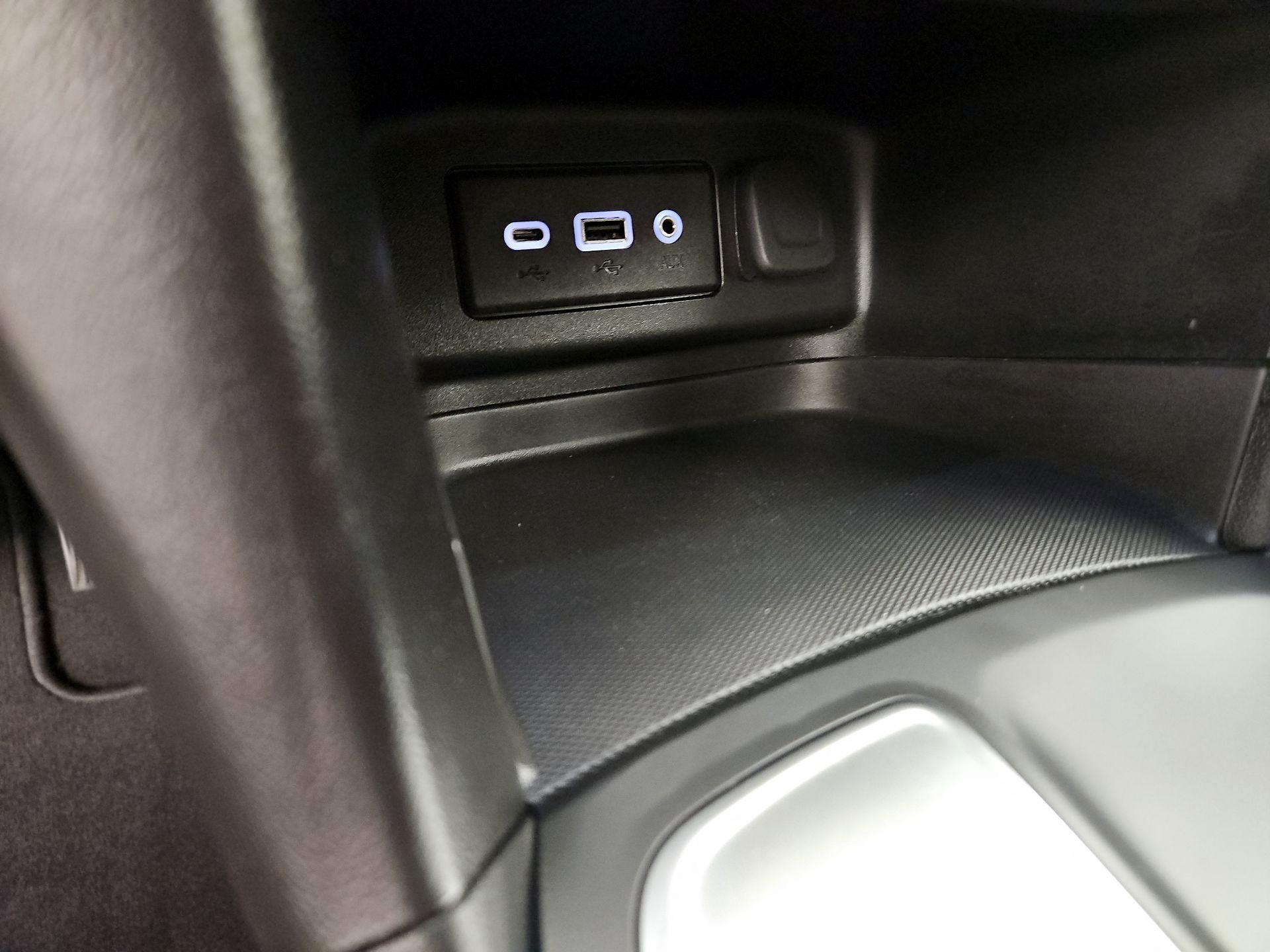 Thumbnail: 2020 Chevrolet Equinox - 18