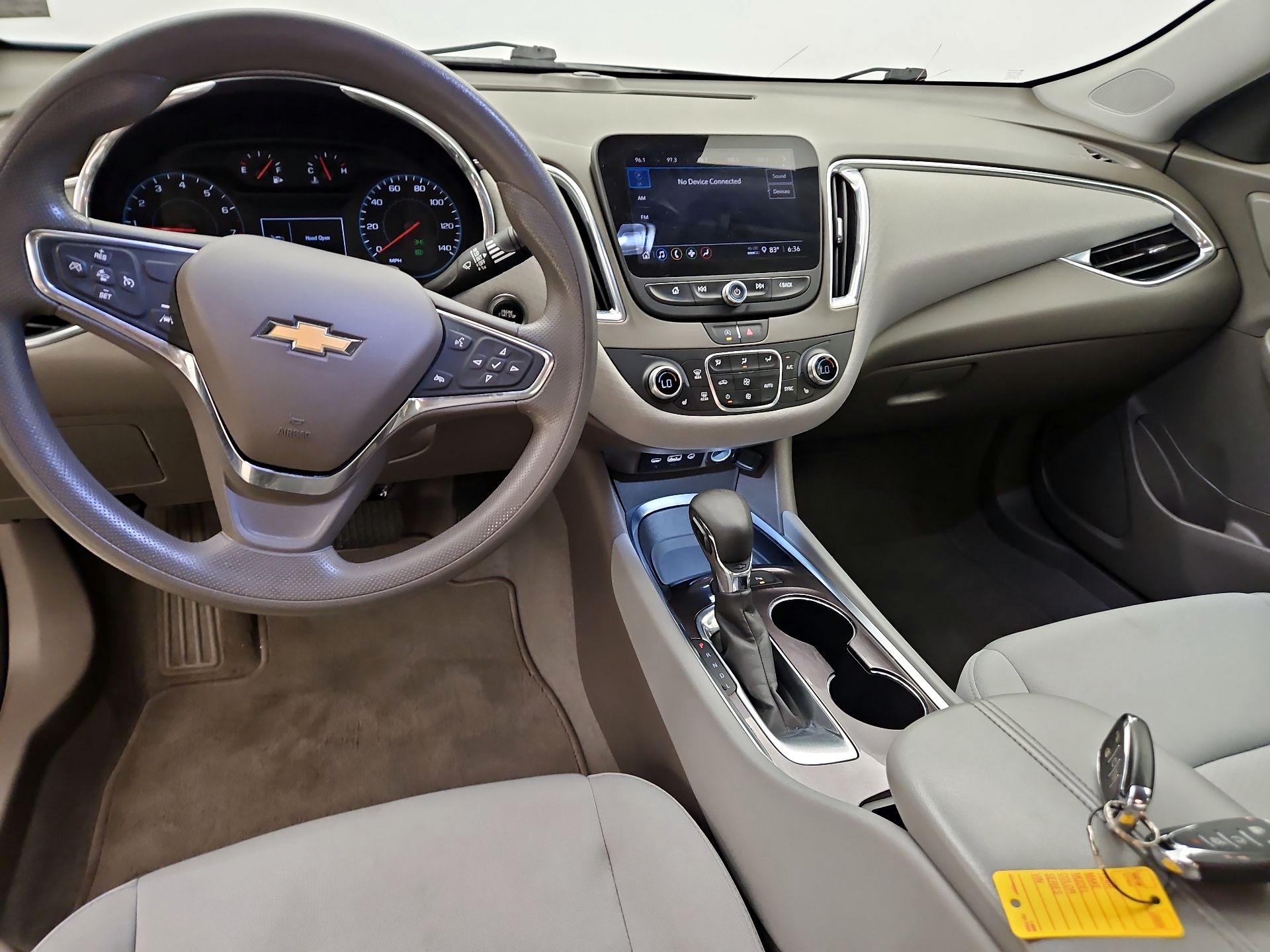 Thumbnail: 2021 Chevrolet Malibu - 9