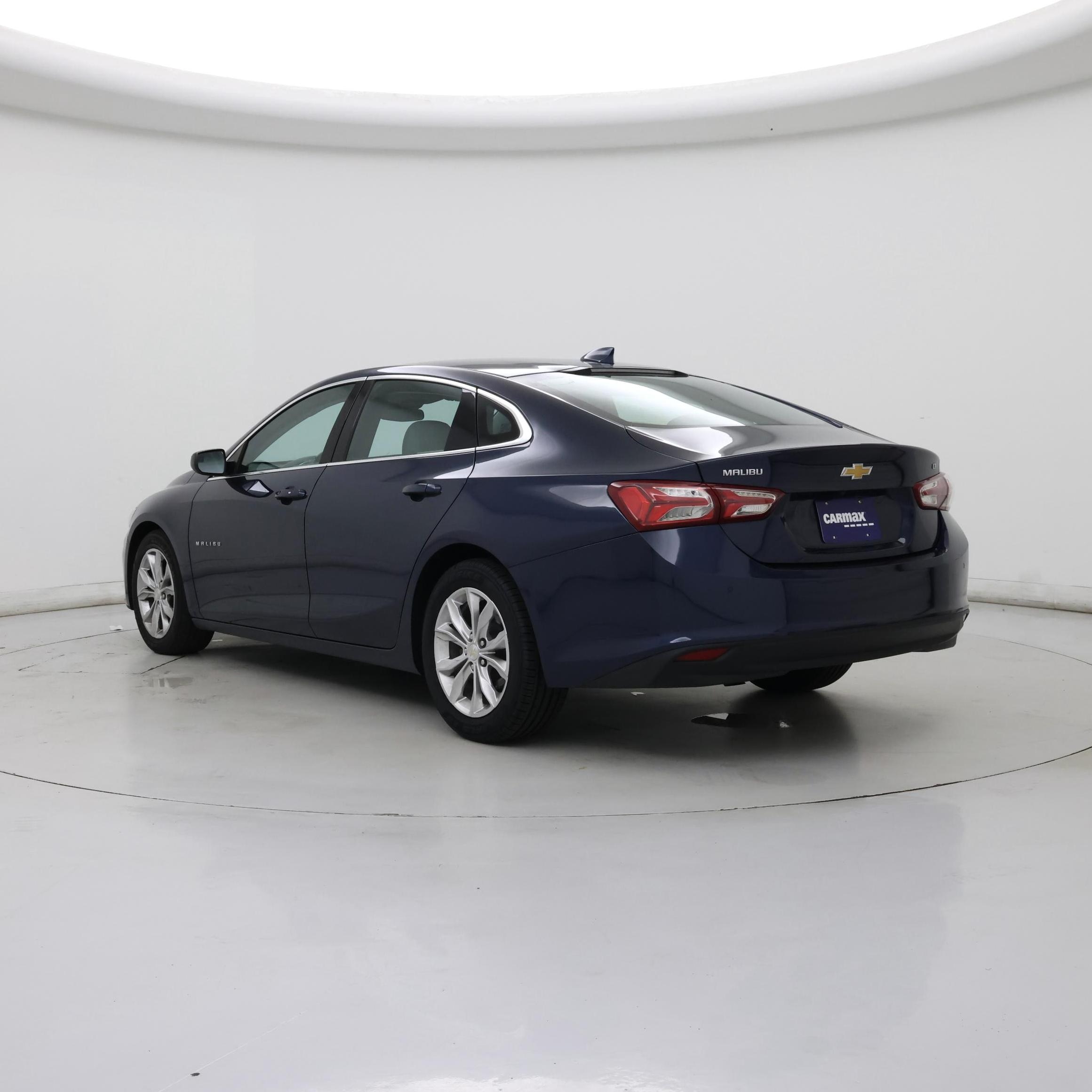 Thumbnail: 2021 Chevrolet Malibu - 2