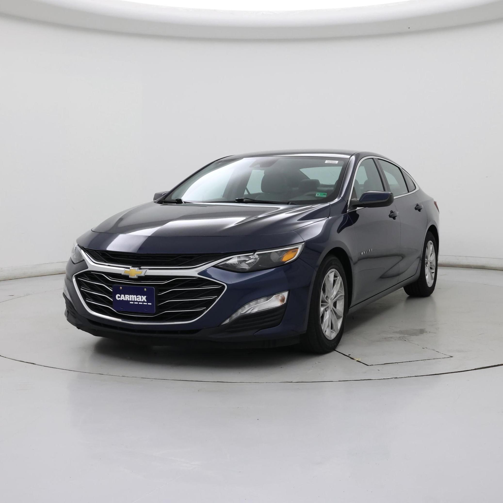 Thumbnail: 2021 Chevrolet Malibu - 4