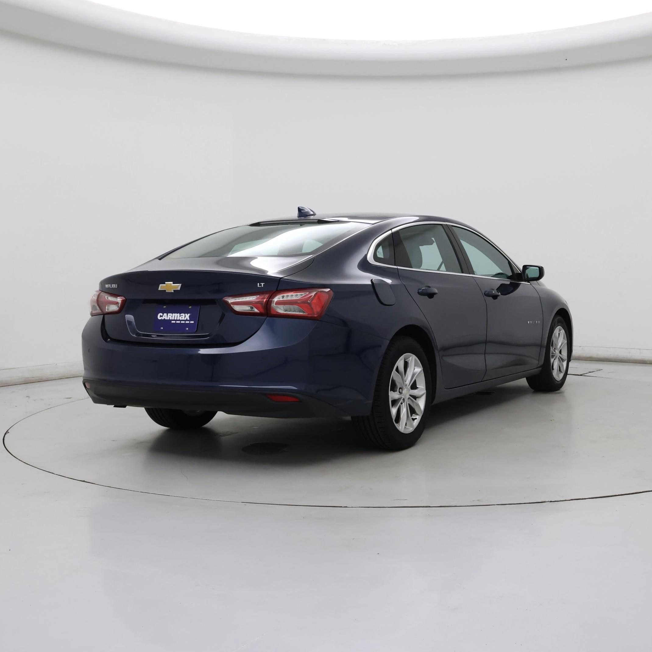 Thumbnail: 2021 Chevrolet Malibu - 8