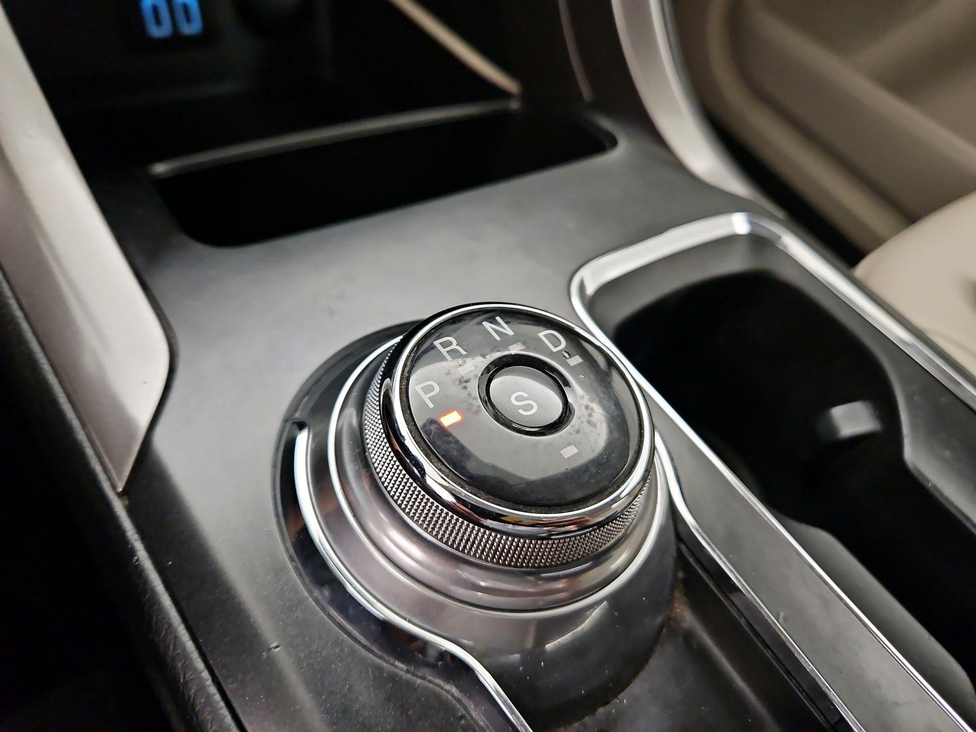 Thumbnail: 2019 Ford Fusion - 18