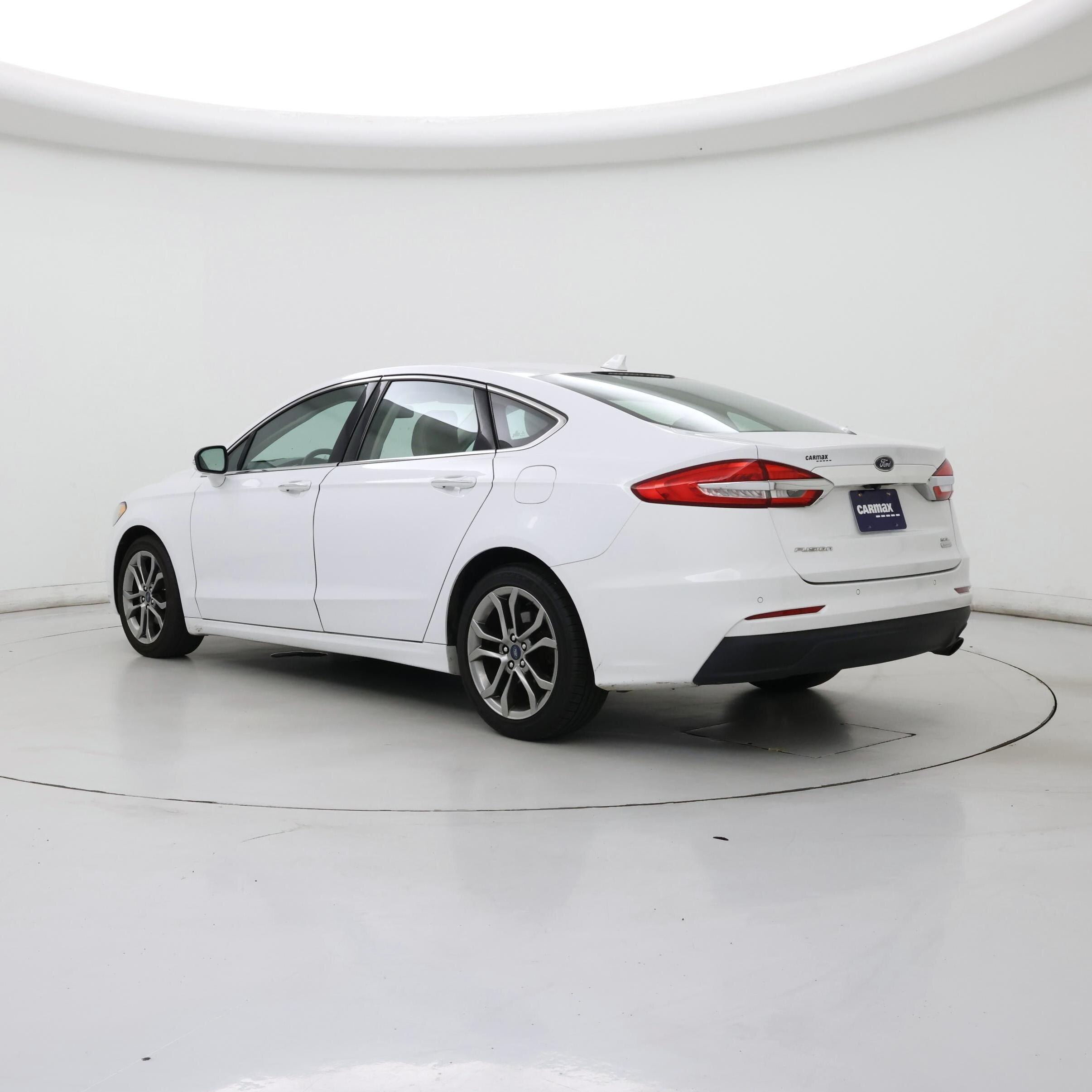 Thumbnail: 2019 Ford Fusion - 2
