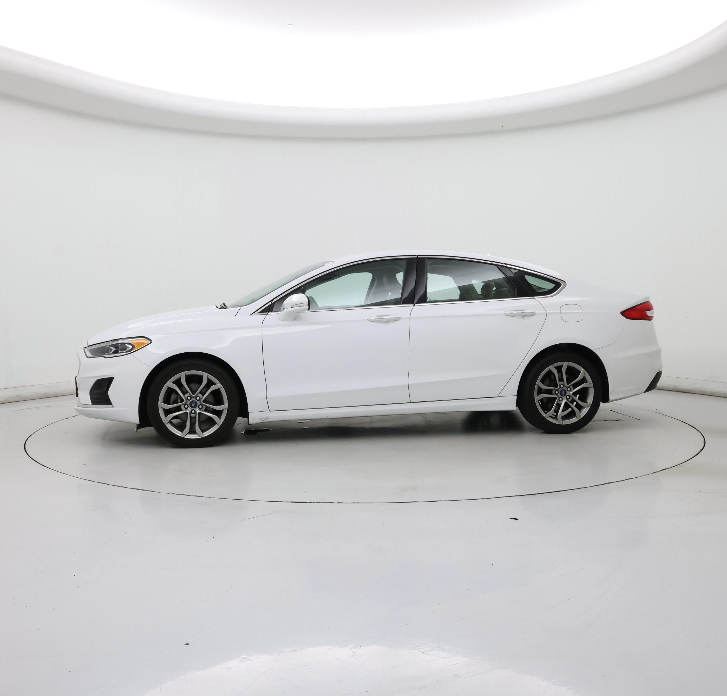 Thumbnail: 2019 Ford Fusion - 3