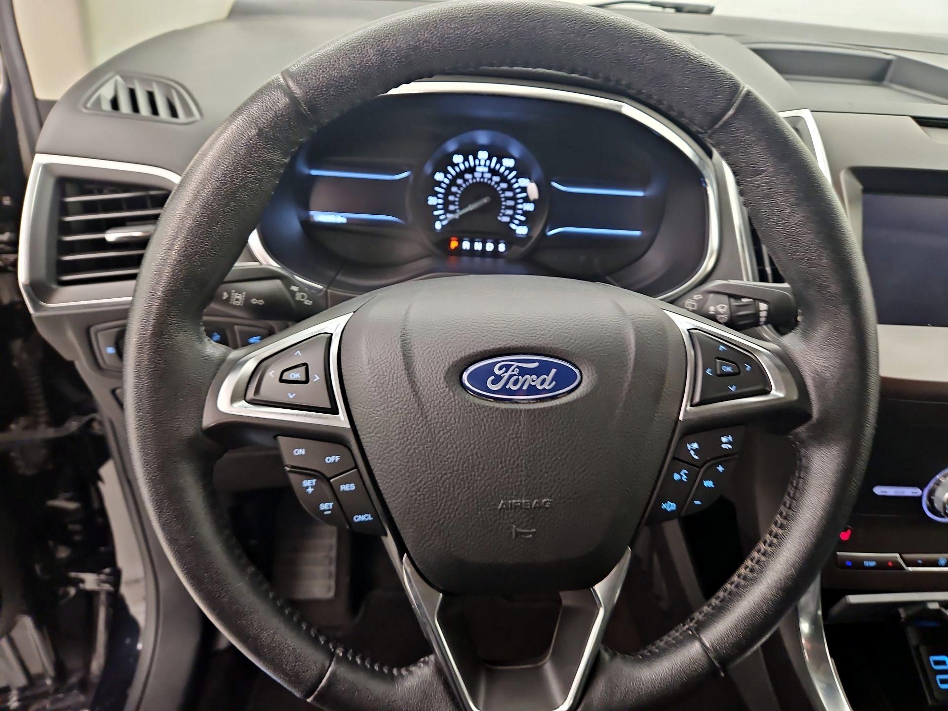 Thumbnail: 2020 Ford Edge - 10
