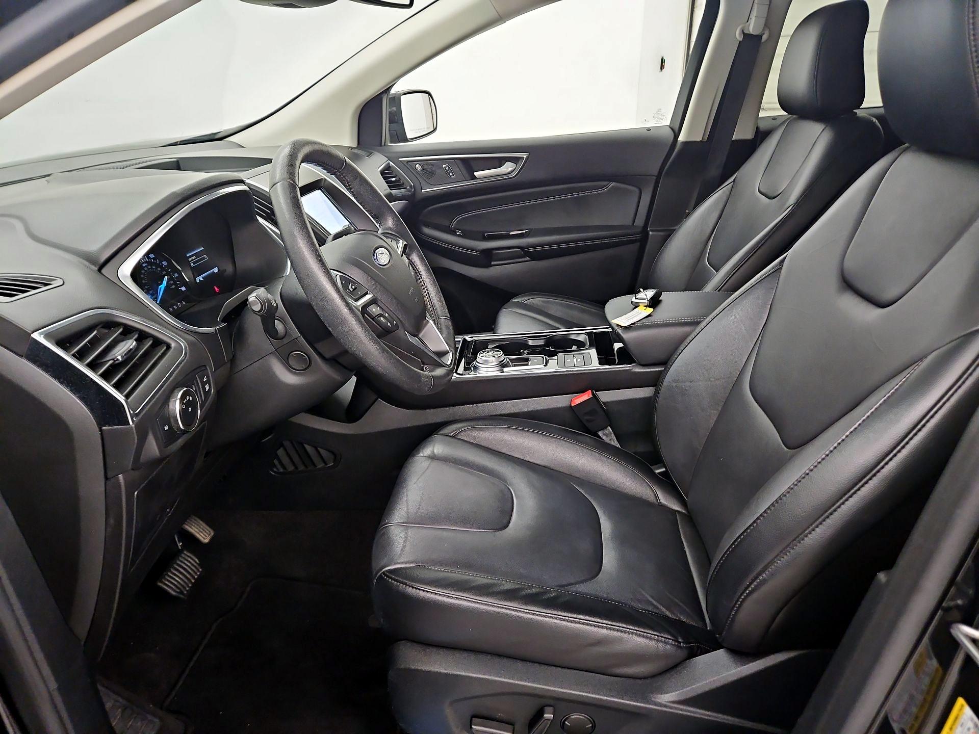 Thumbnail: 2020 Ford Edge - 11