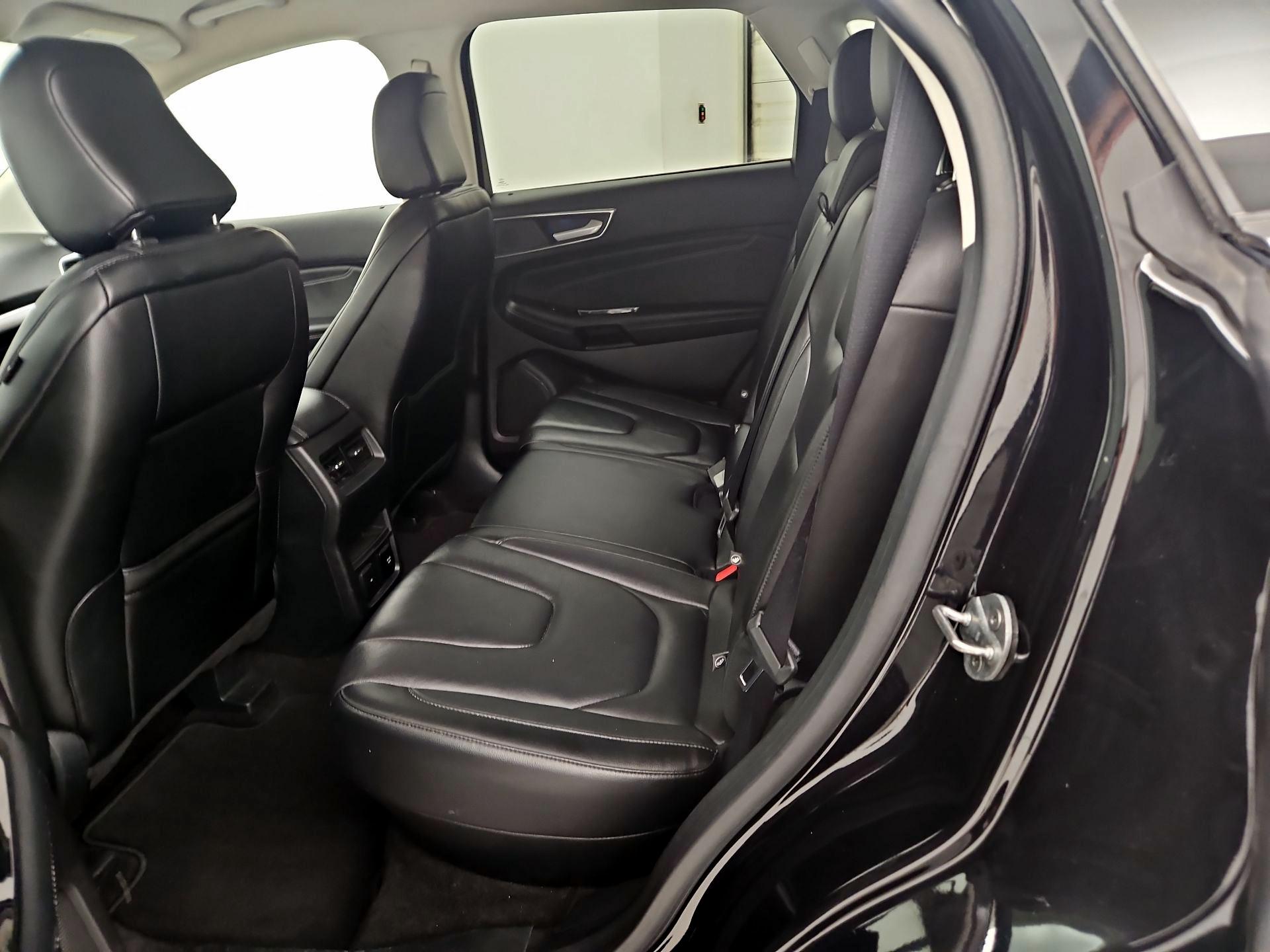 Thumbnail: 2020 Ford Edge - 19