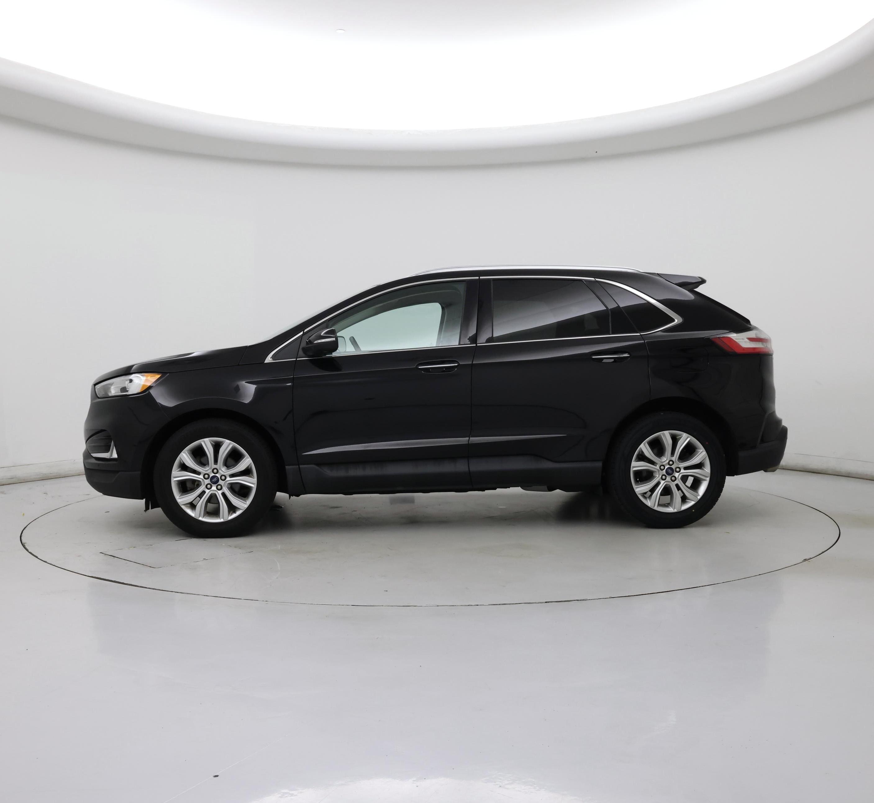 Thumbnail: 2020 Ford Edge - 3