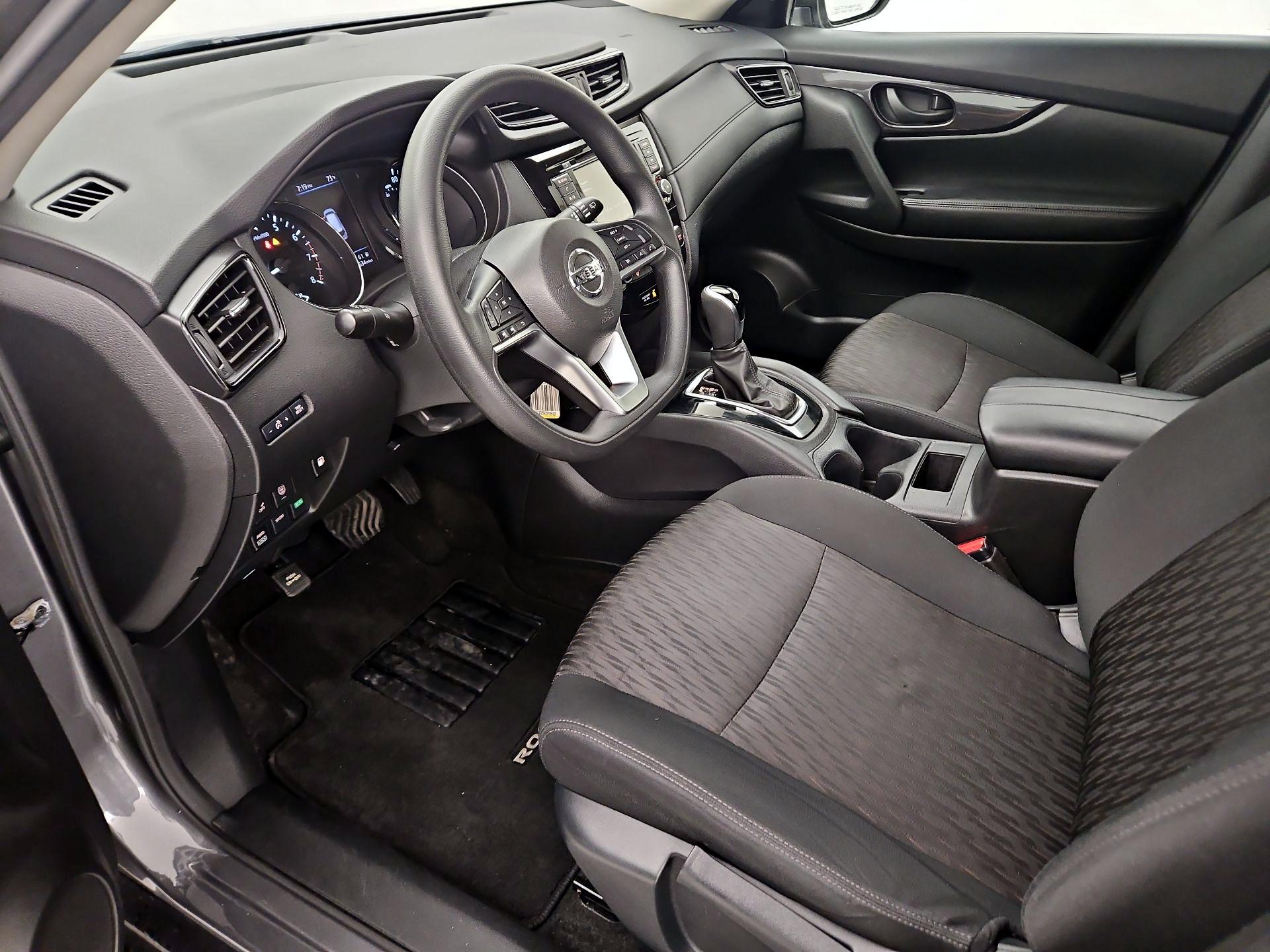 Thumbnail: 2020 Nissan Rogue - 11