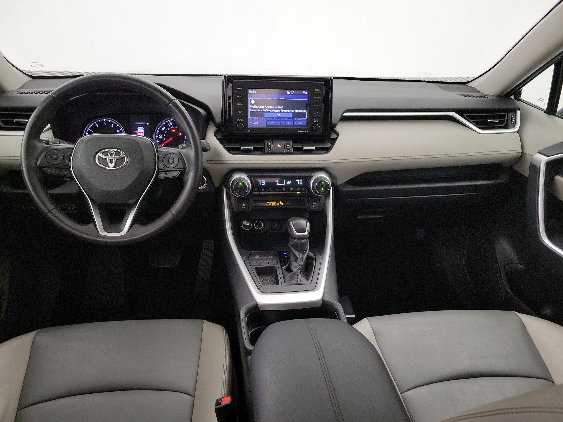 Thumbnail: 2021 Toyota RAV4 - 9