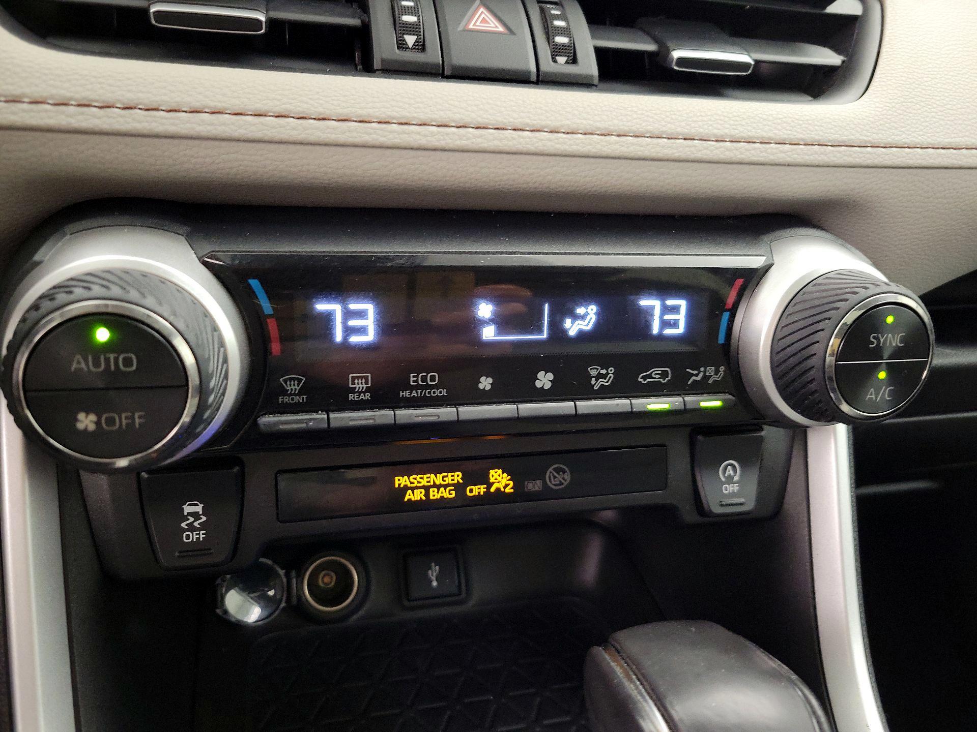 Thumbnail: 2021 Toyota RAV4 - 16