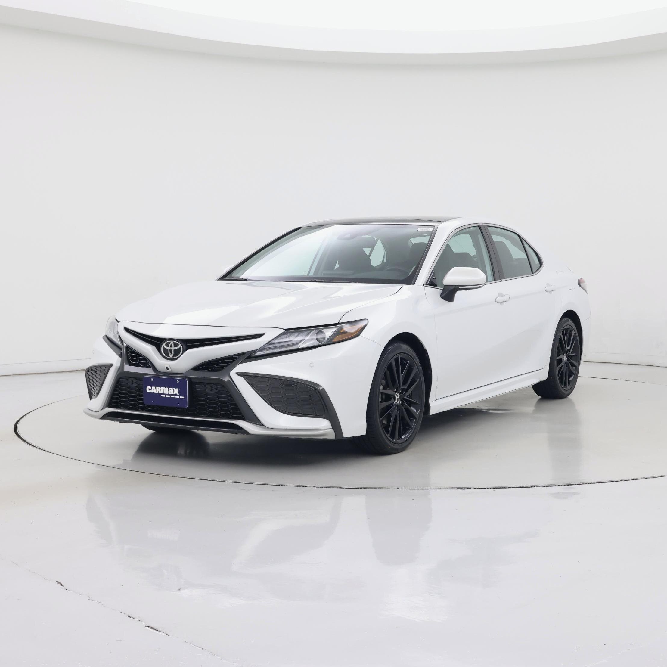 Thumbnail: 2021 Toyota Camry - 4