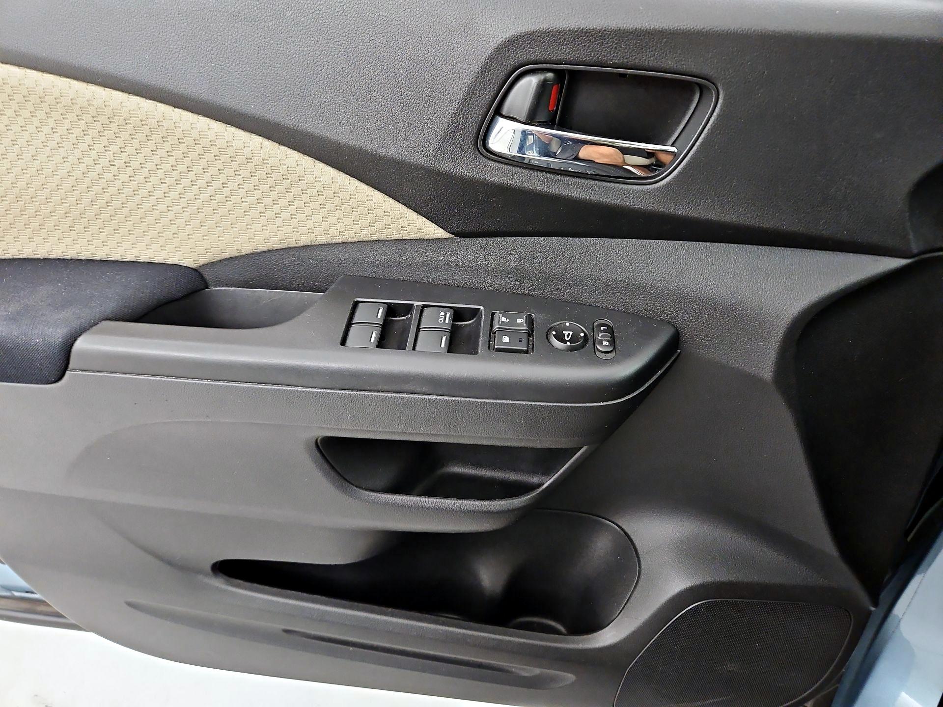 Thumbnail: 2016 Honda CR-V - 12