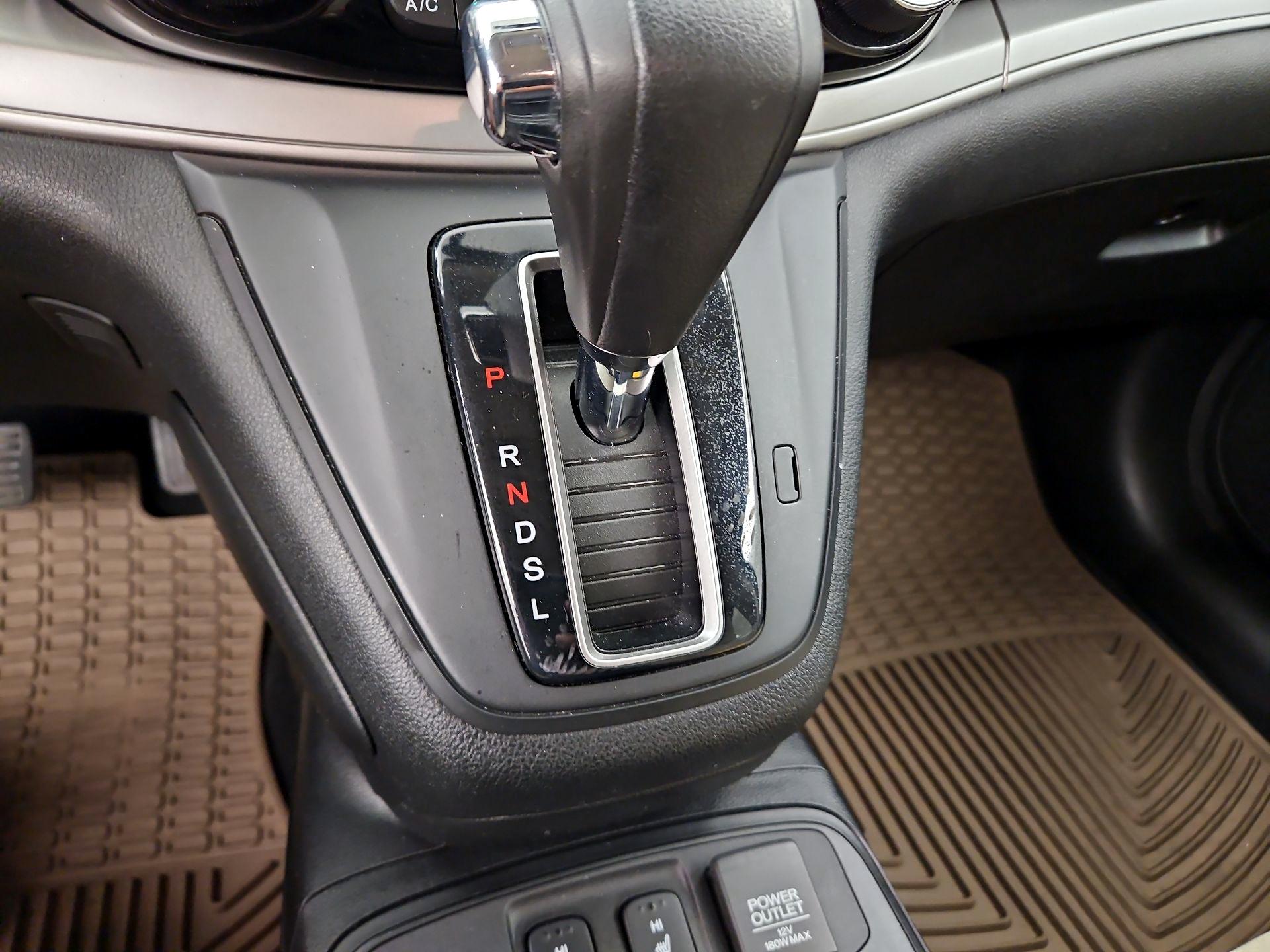Thumbnail: 2016 Honda CR-V - 17