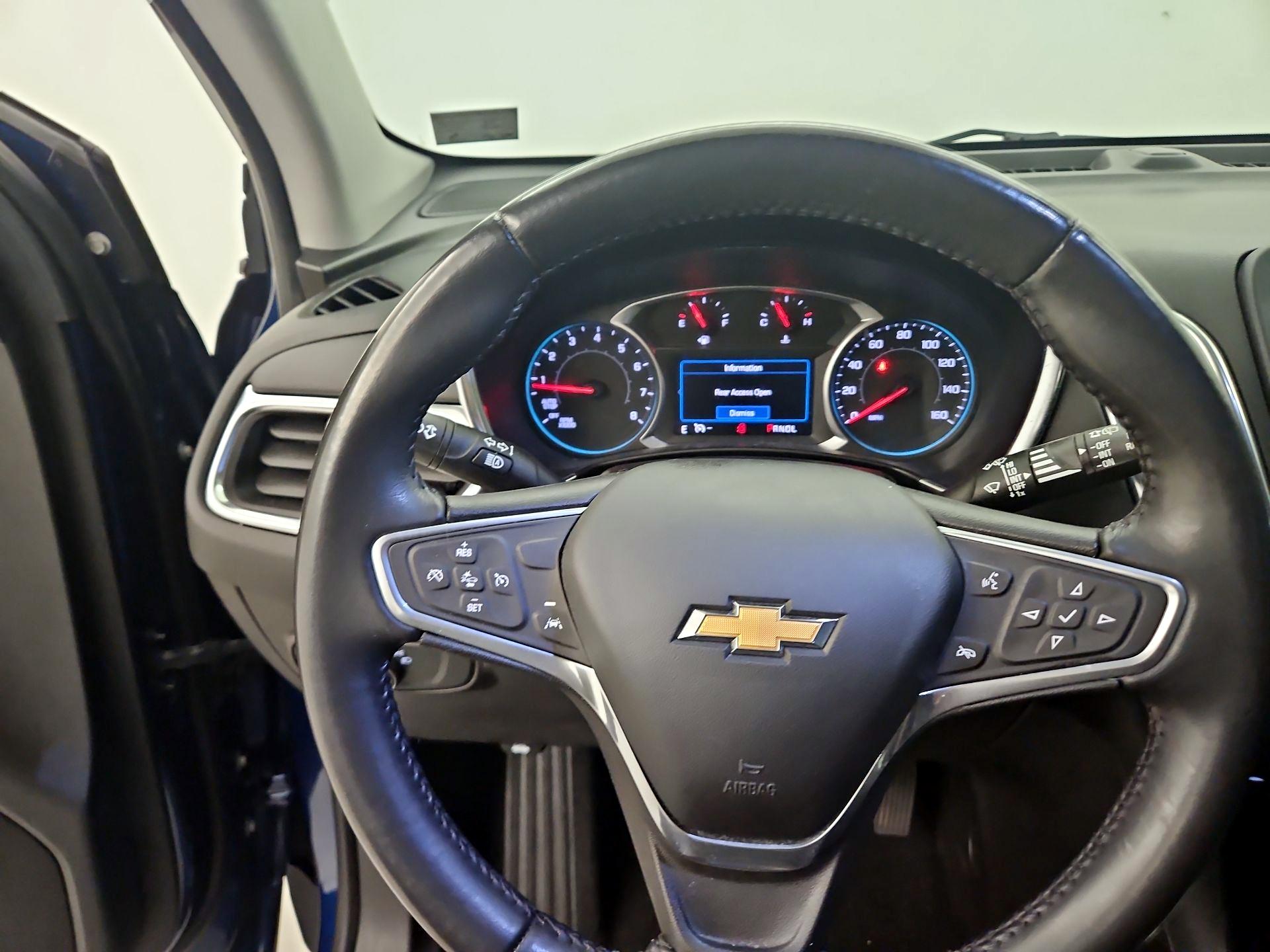 Thumbnail: 2022 Chevrolet Equinox - 10