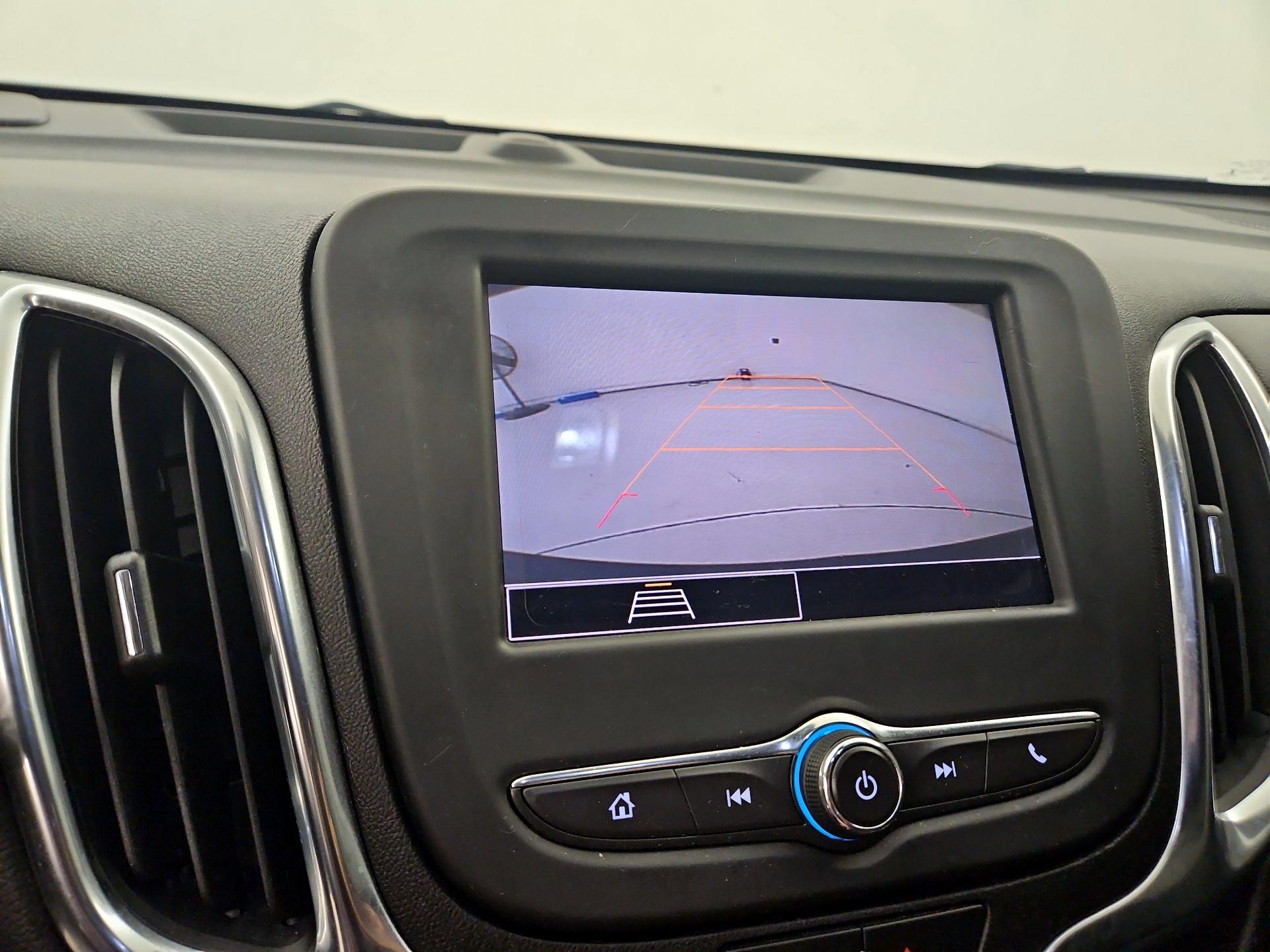 Thumbnail: 2022 Chevrolet Equinox - 14
