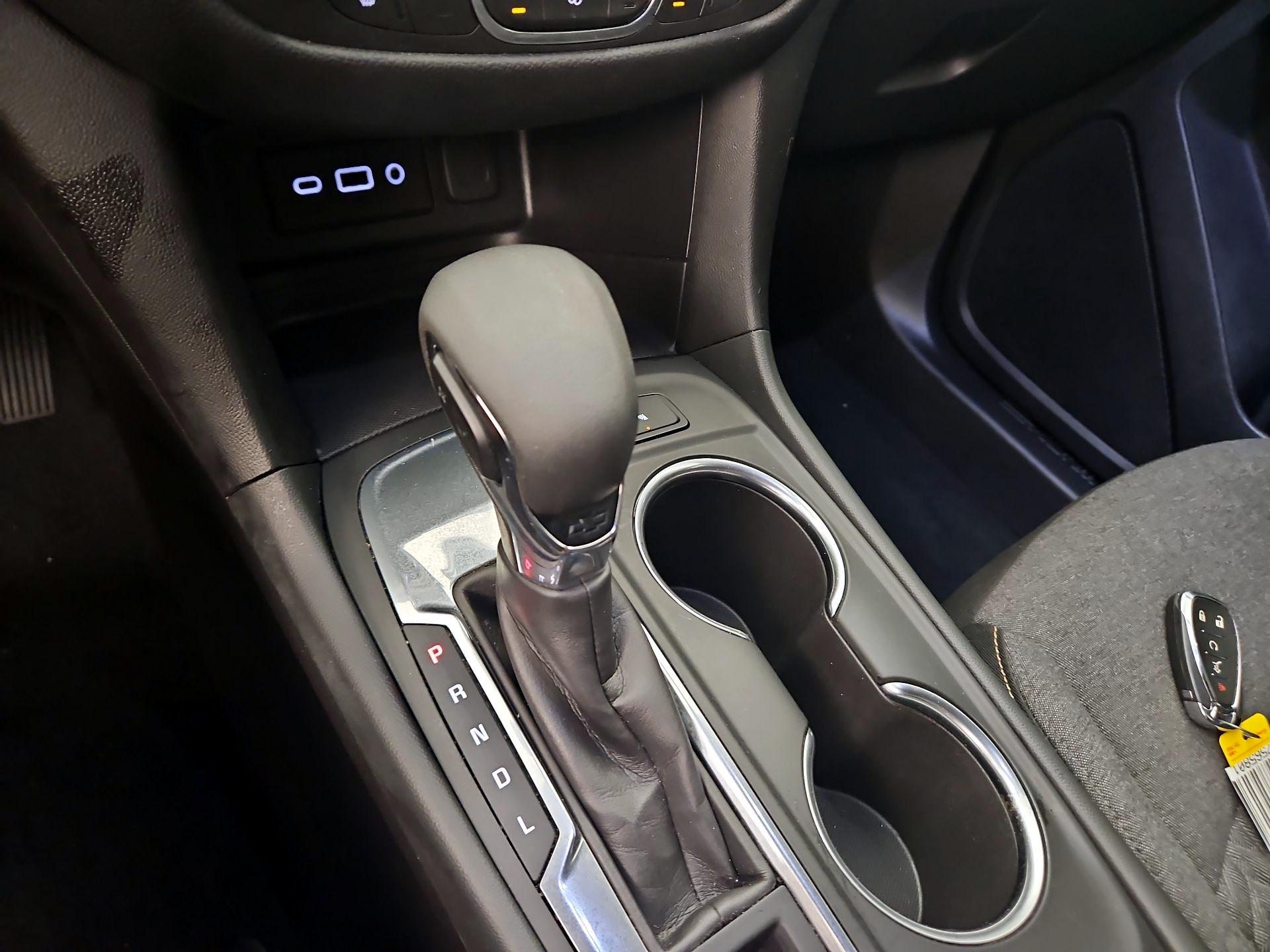 Thumbnail: 2022 Chevrolet Equinox - 17