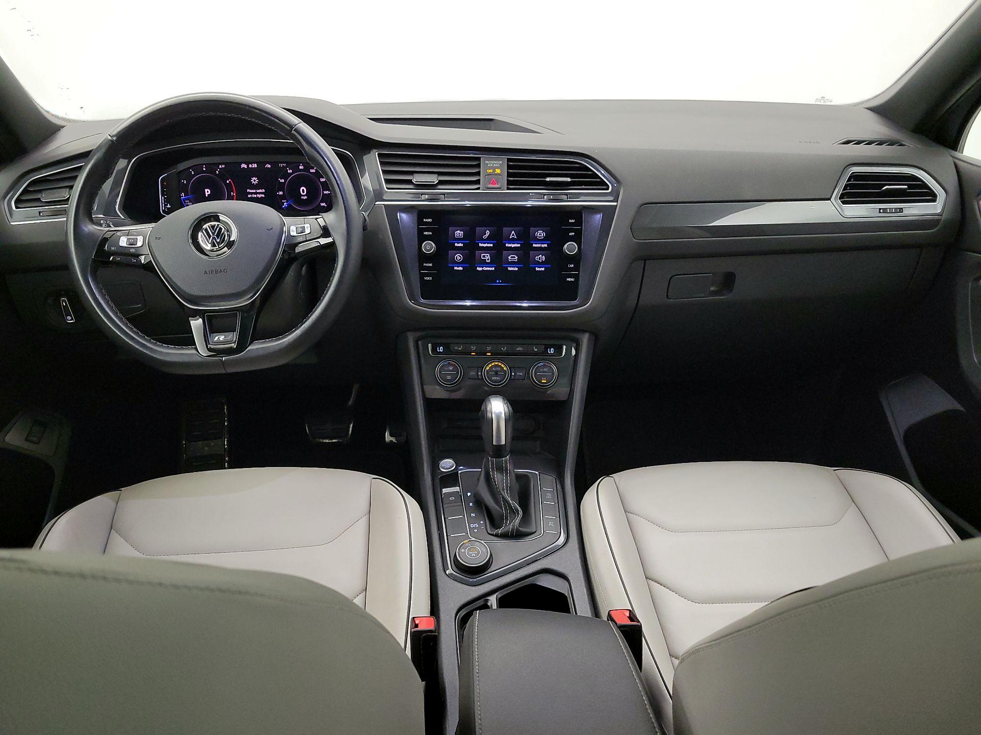 Thumbnail: 2021 Volkswagen Tiguan - 9