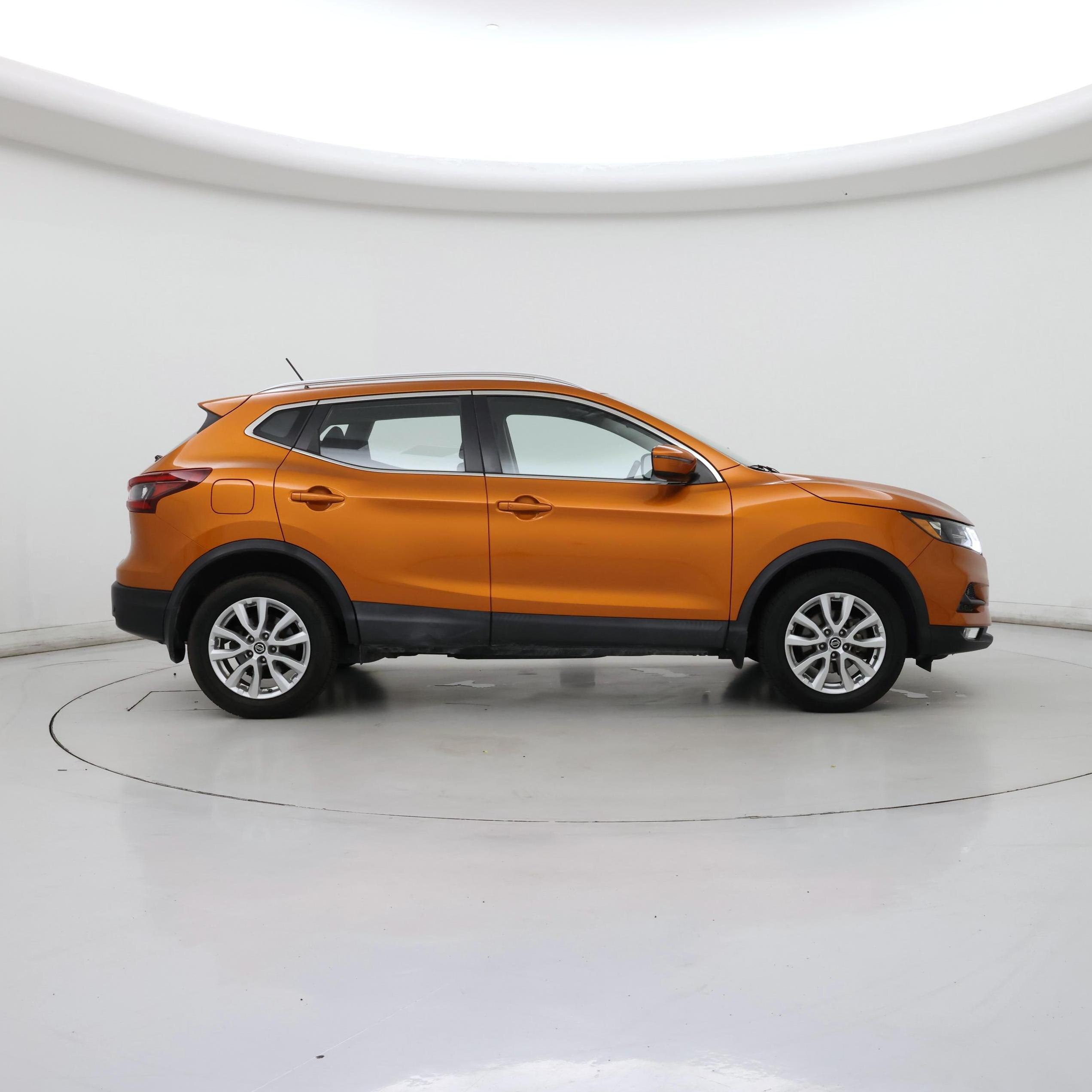 Thumbnail: 2020 Nissan Rogue Sport - 7
