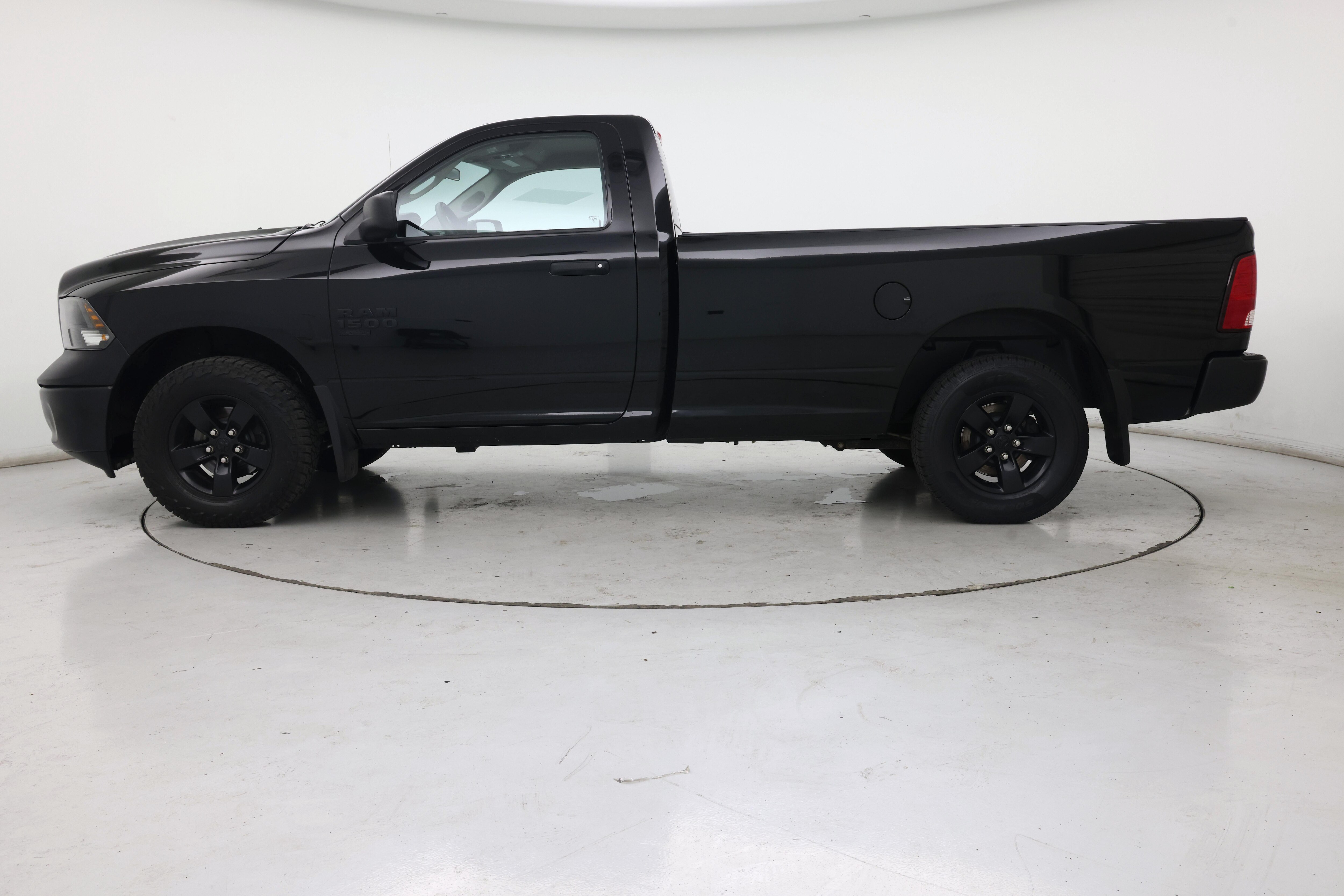 Thumbnail: 2022 RAM 1500 Classic - 3