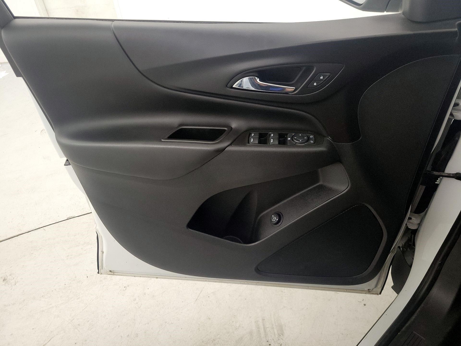 Thumbnail: 2021 Chevrolet Equinox - 12
