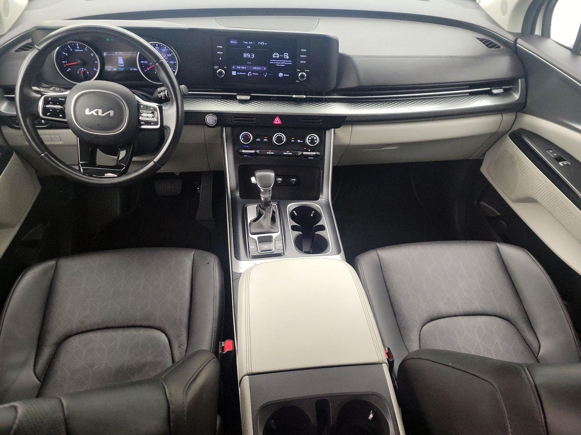 Thumbnail: 2022 Kia Carnival - 9