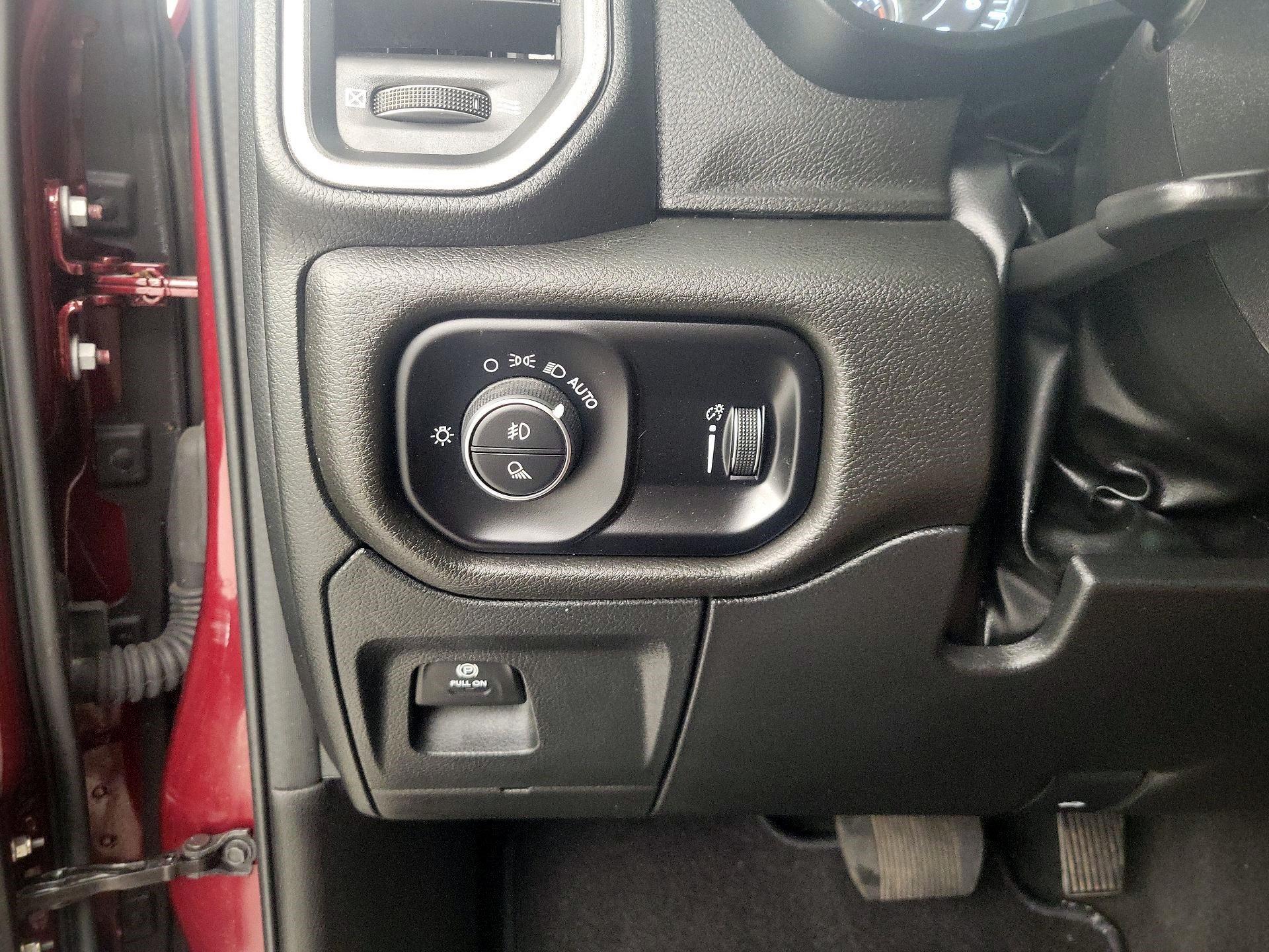 Thumbnail: 2024 RAM 1500 - 13