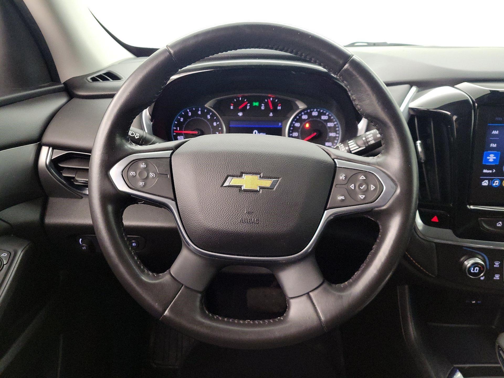 Thumbnail: 2021 Chevrolet Traverse - 10