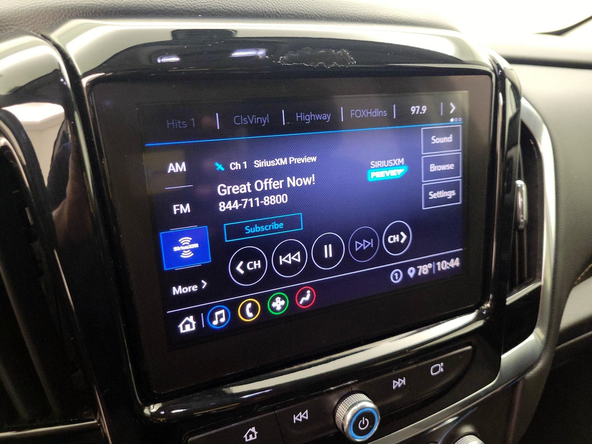 Thumbnail: 2021 Chevrolet Traverse - 15