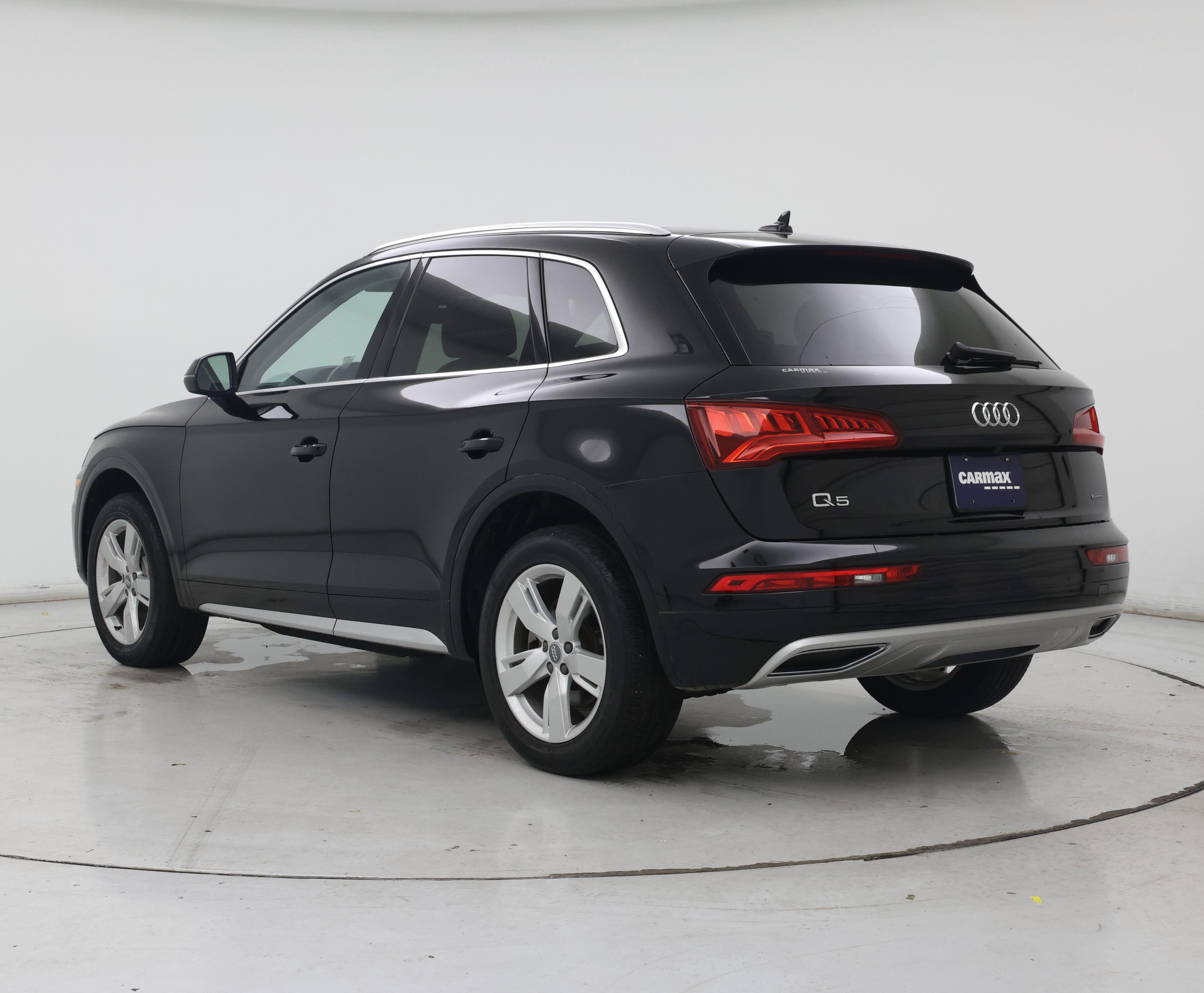 Thumbnail: 2019 Audi Q5 - 2
