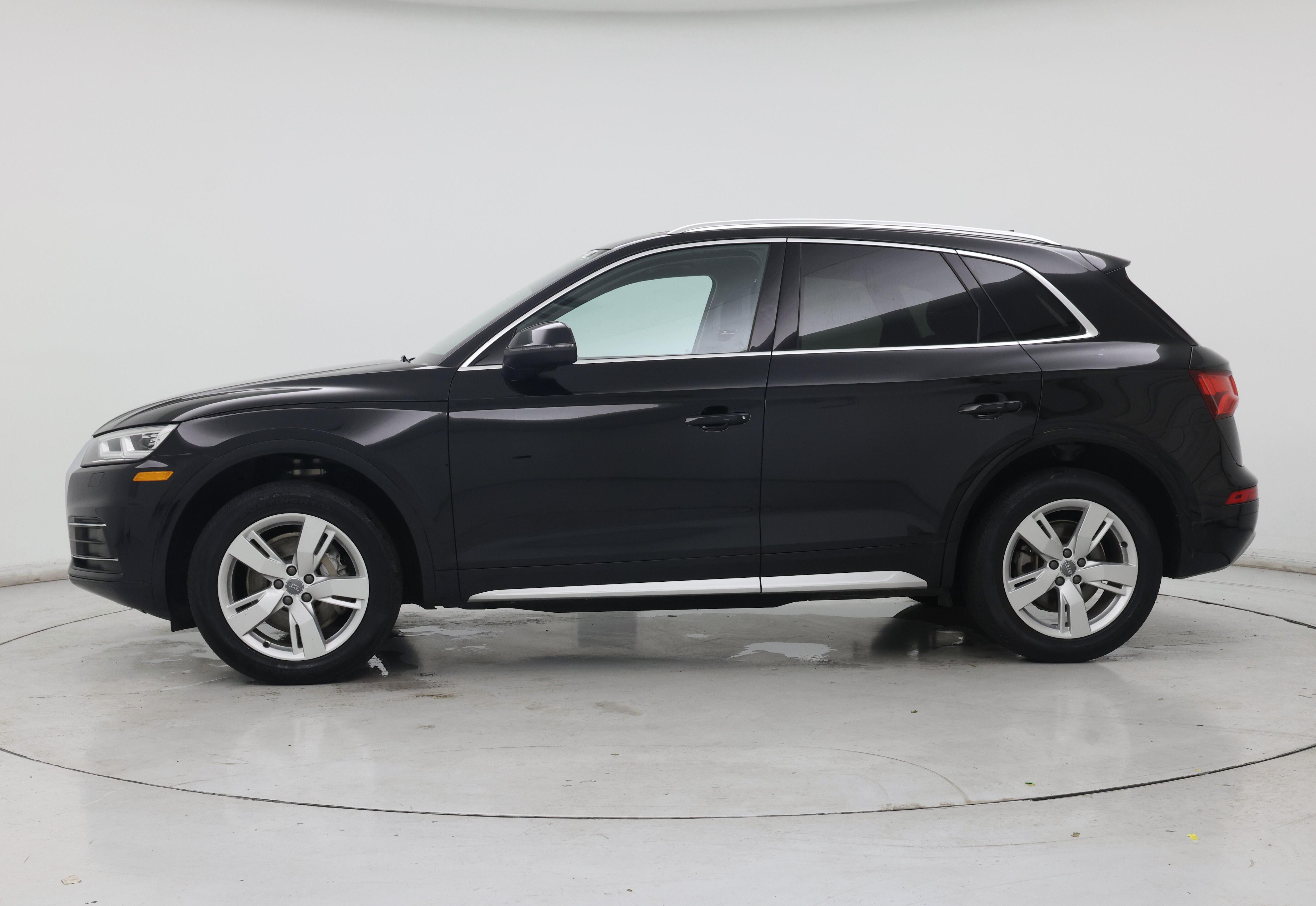 Thumbnail: 2019 Audi Q5 - 3