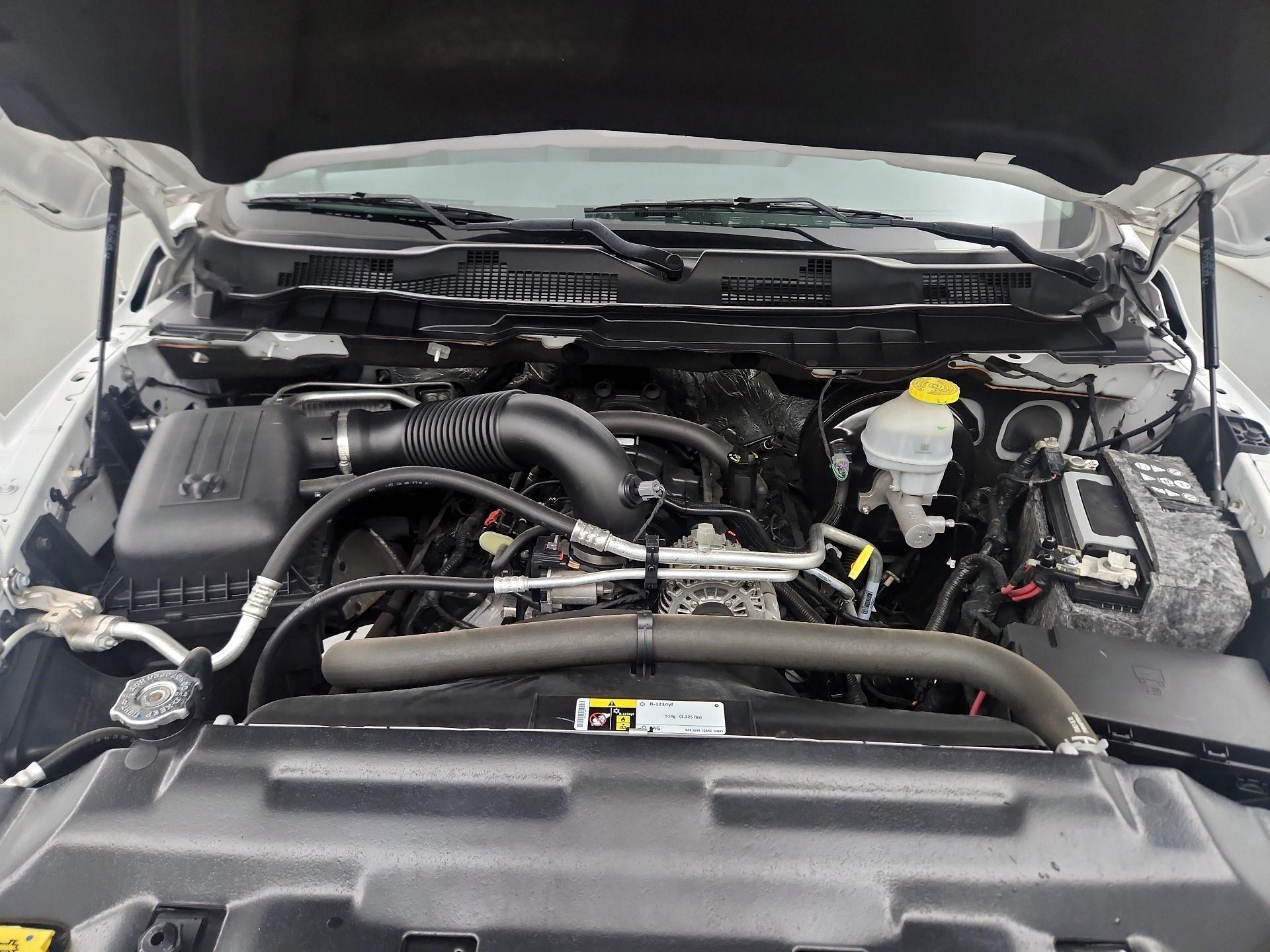 Thumbnail: 2020 RAM 1500 Classic - 18