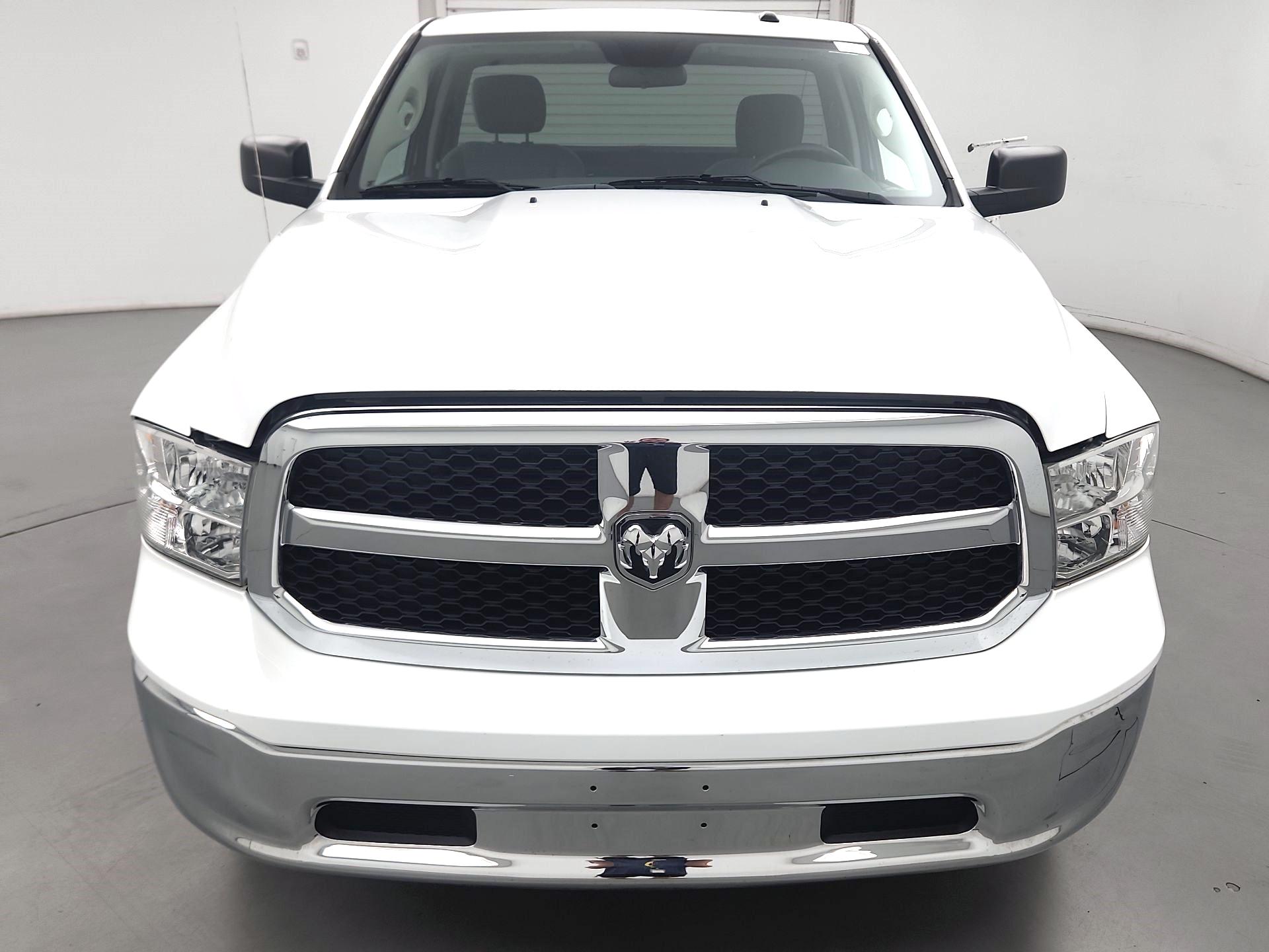 Thumbnail: 2020 RAM 1500 Classic - 2