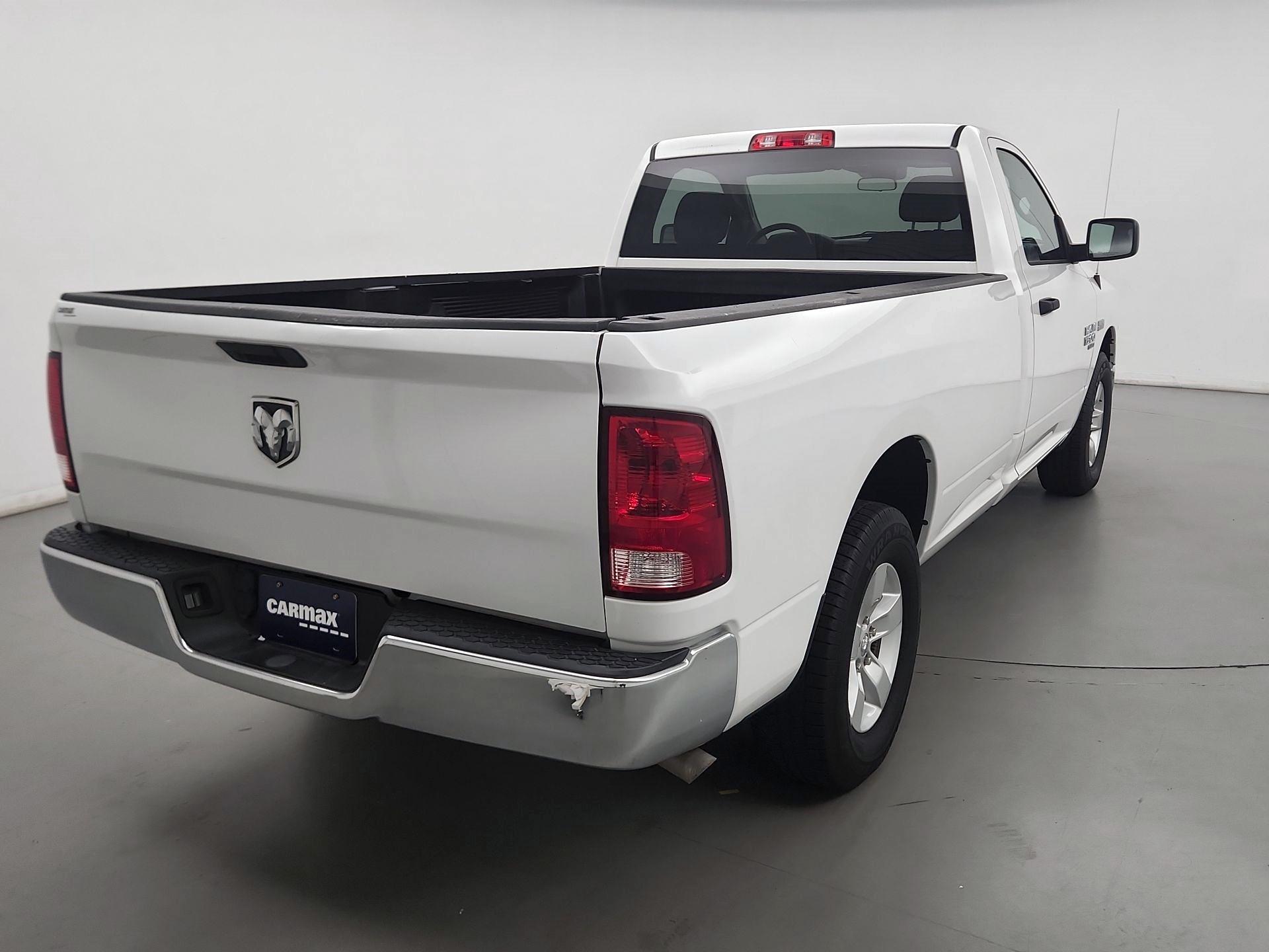 Thumbnail: 2020 RAM 1500 Classic - 5