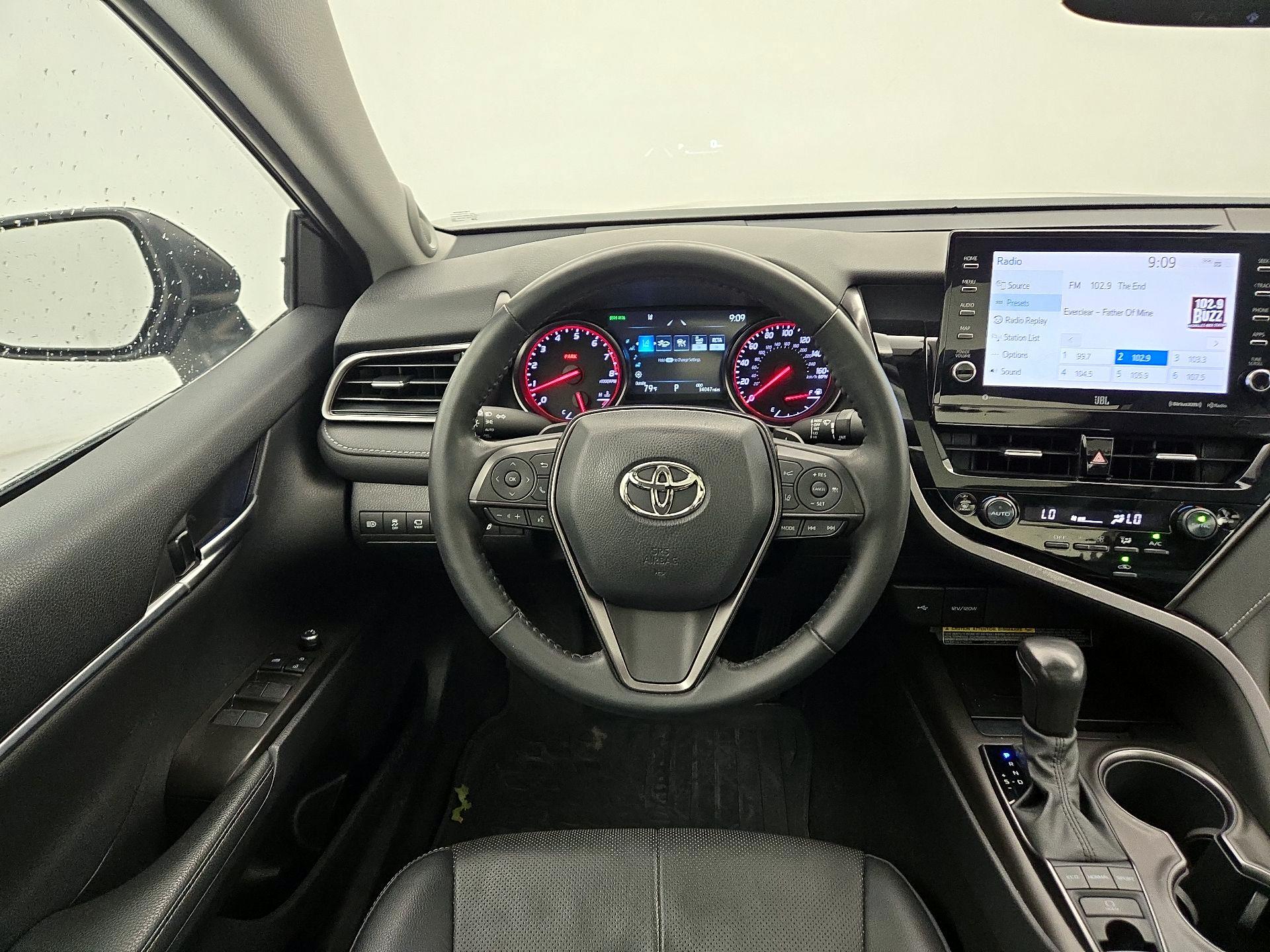 Thumbnail: 2021 Toyota Camry - 10