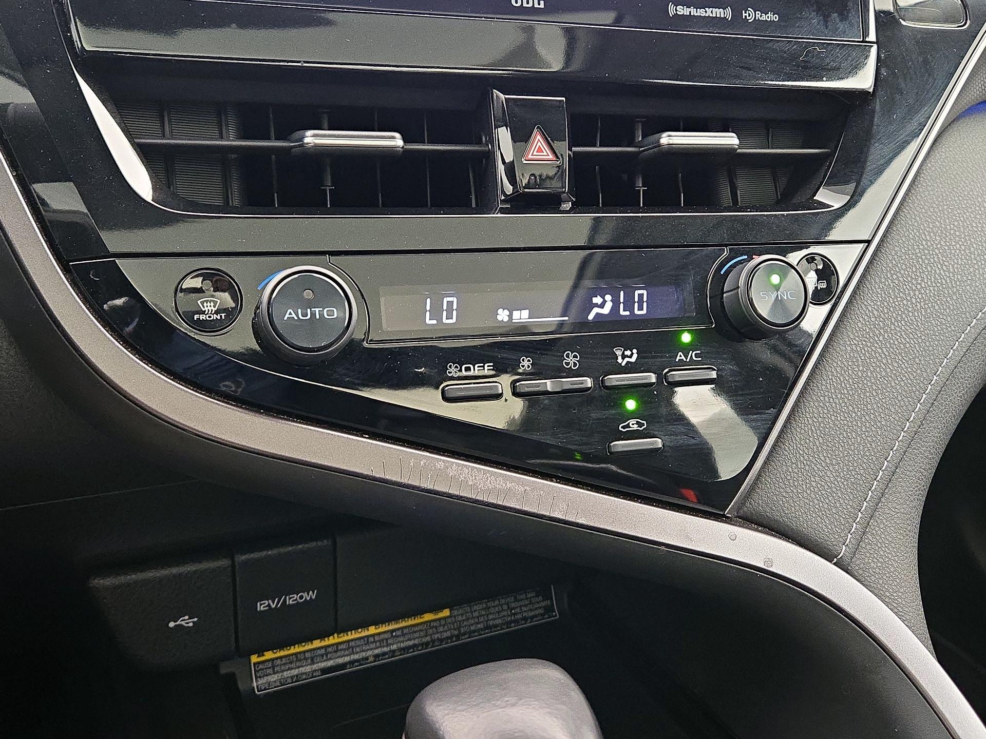 Thumbnail: 2021 Toyota Camry - 16