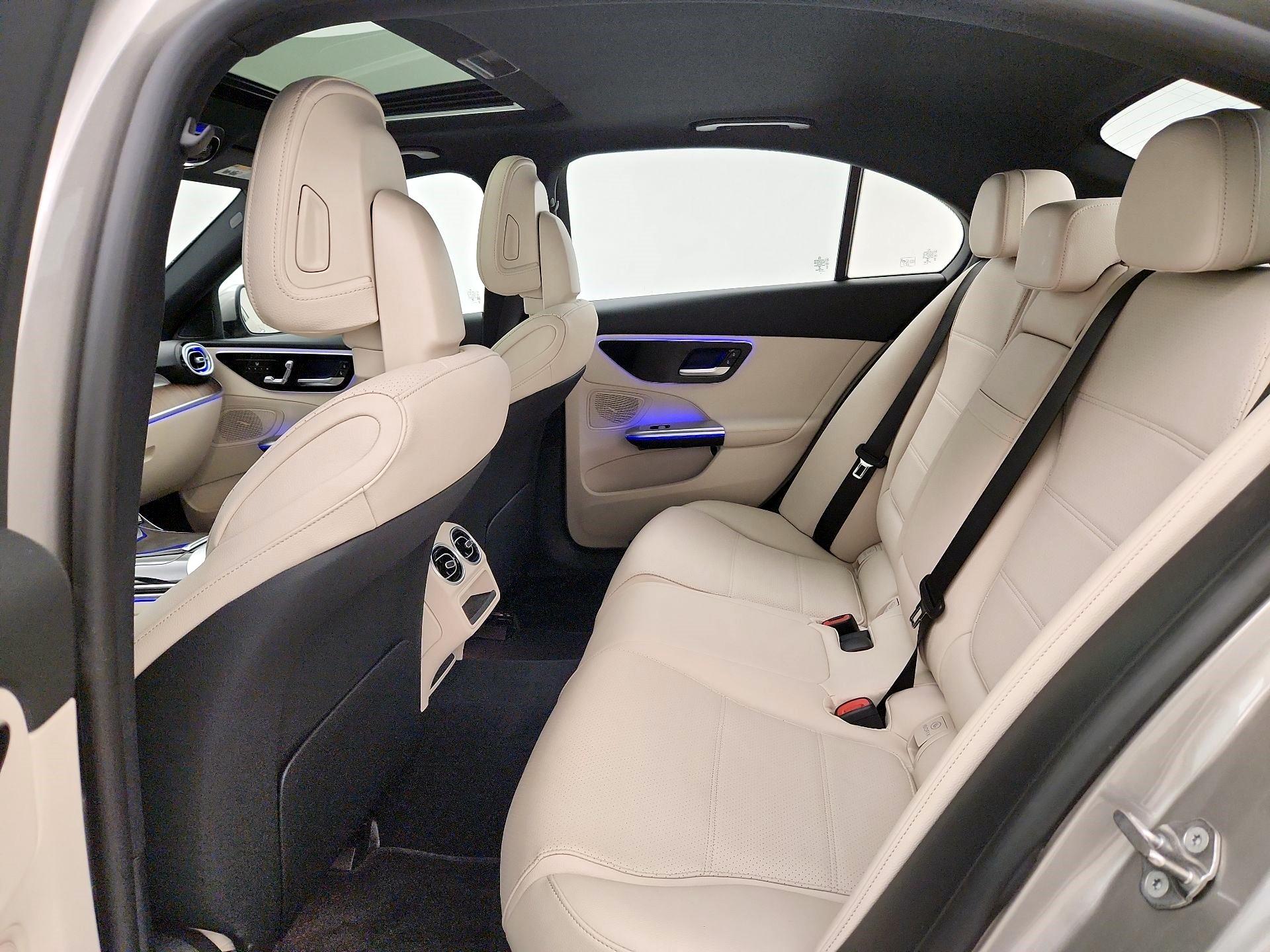 Thumbnail: 2022 Mercedes-Benz C-Class - 20