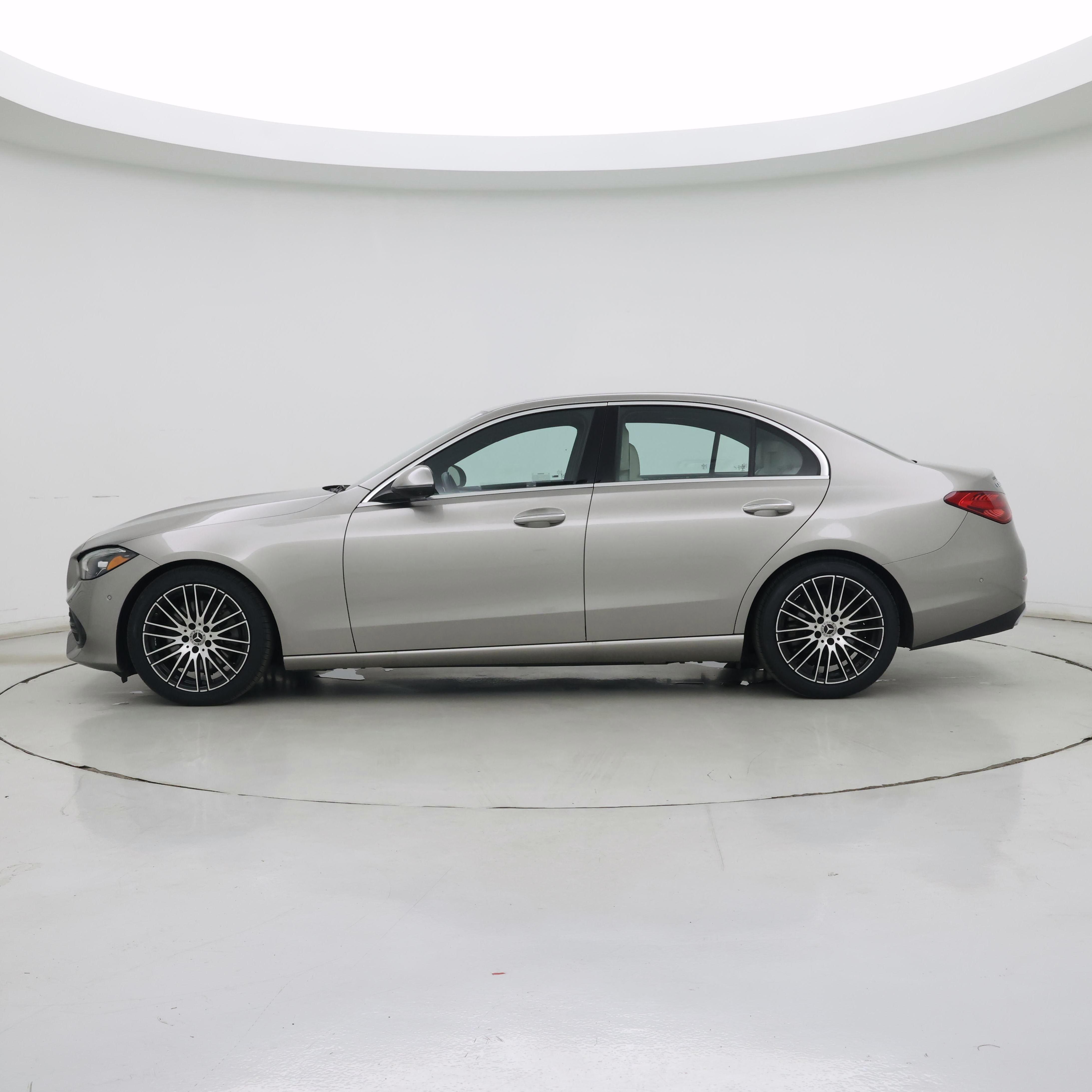 Thumbnail: 2022 Mercedes-Benz C-Class - 3