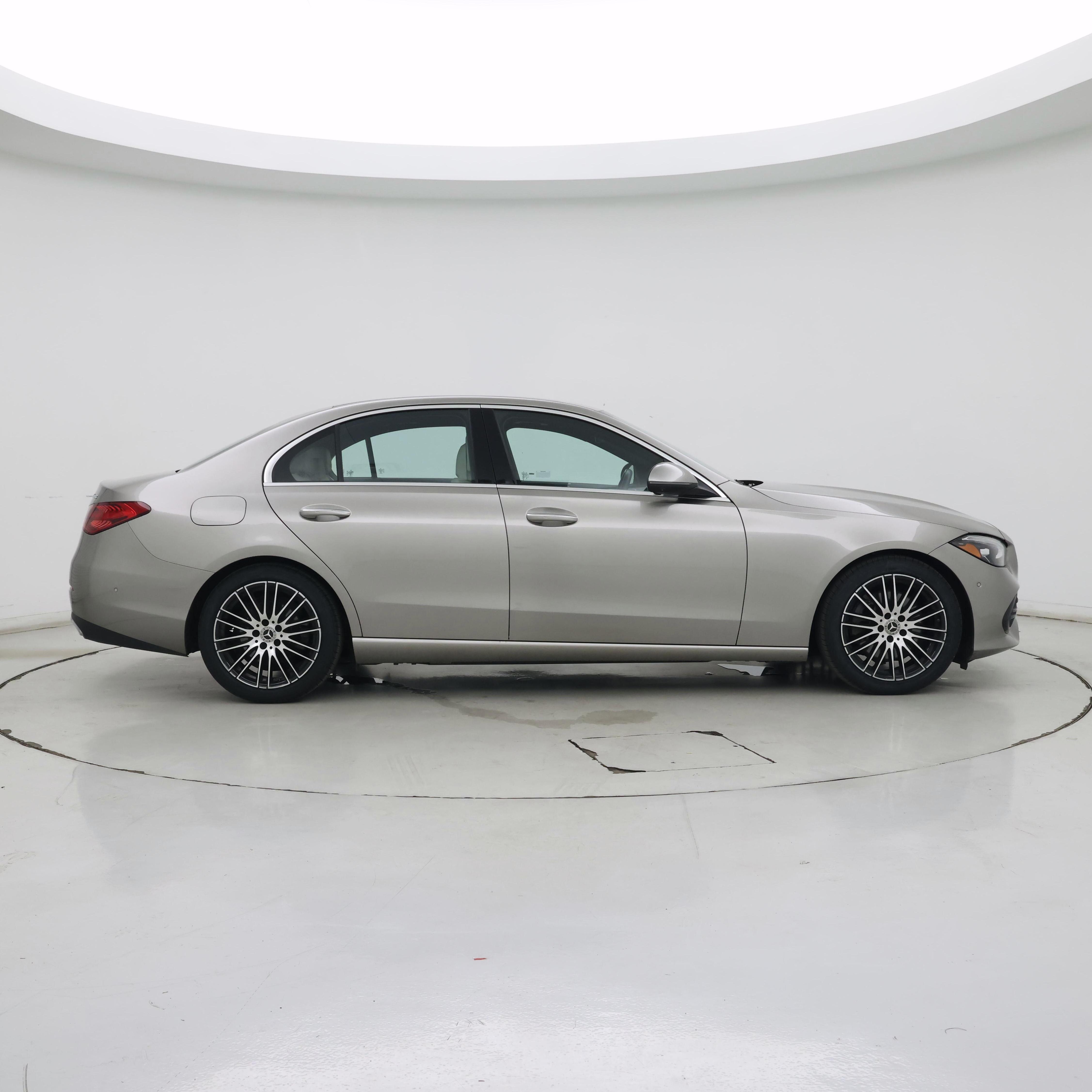 Thumbnail: 2022 Mercedes-Benz C-Class - 7